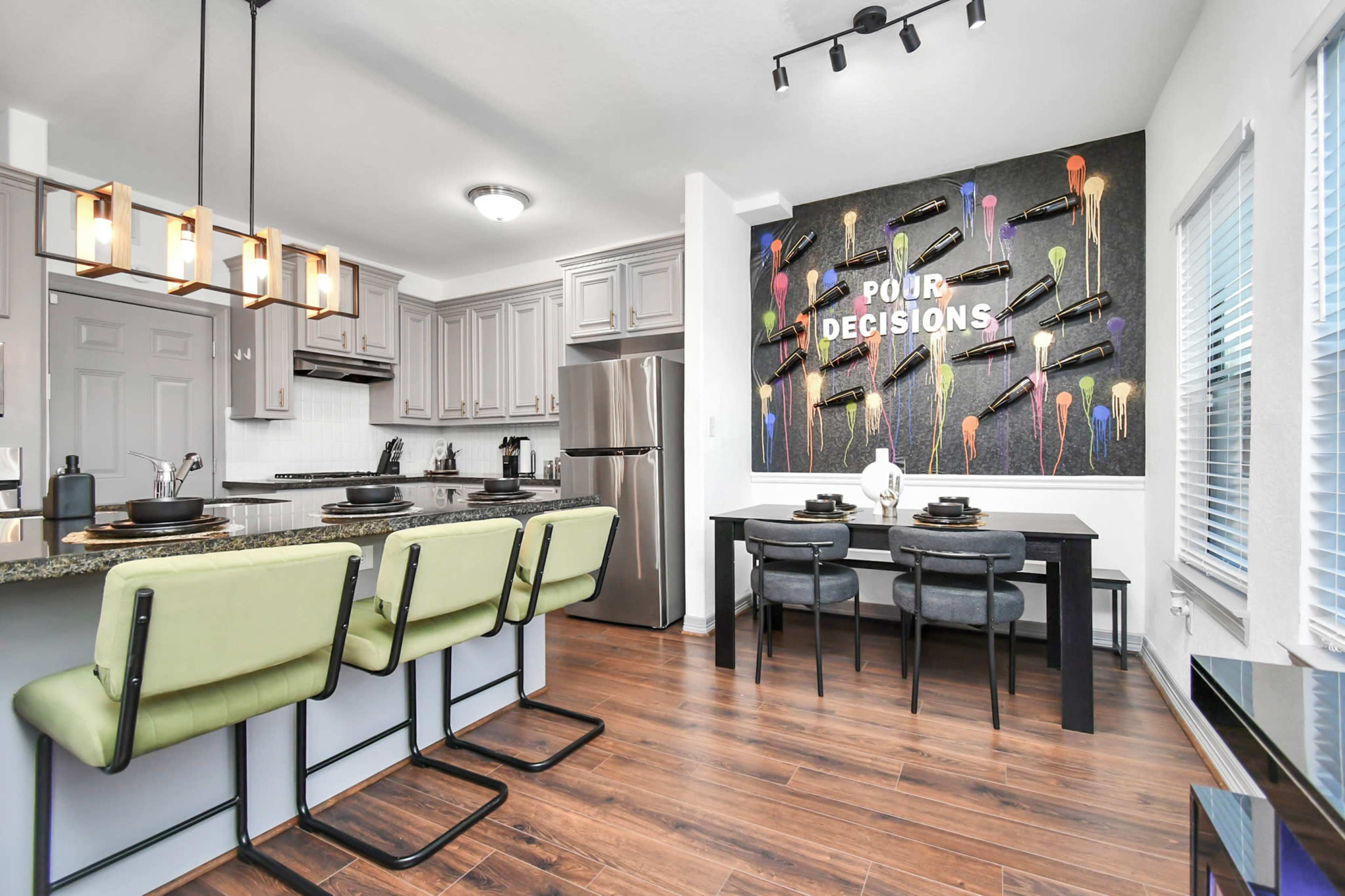 The Ultimate Creative Space for Gatherings, Shoots, and Stays Image in Greater Fifth Ward, Houston, TX