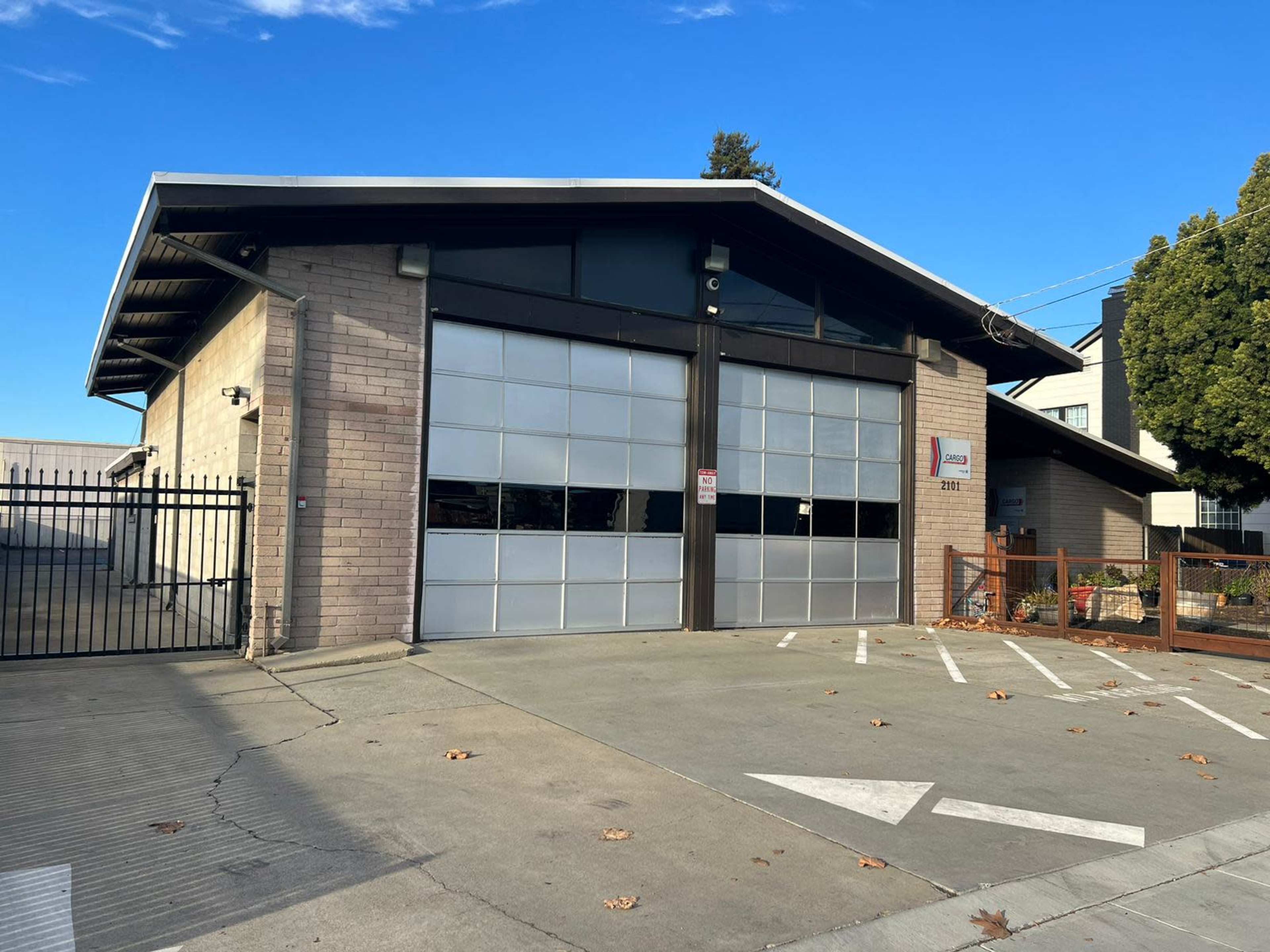 A fully private venue with multiple rooms, ideal for conferences, workshops, and corporate retreats. Image in Mulford Gardens, San Leandro, CA