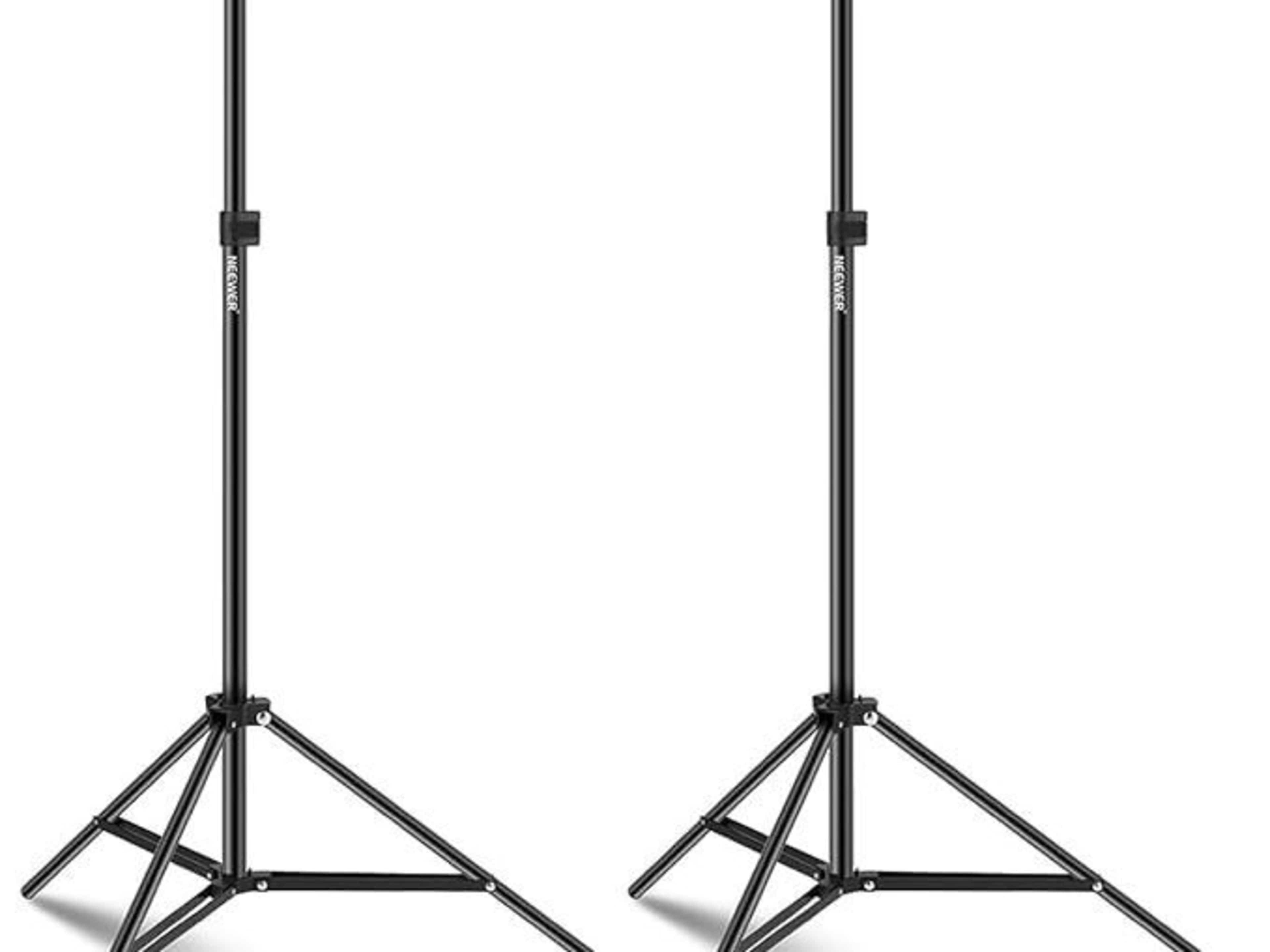 NEEWER stands