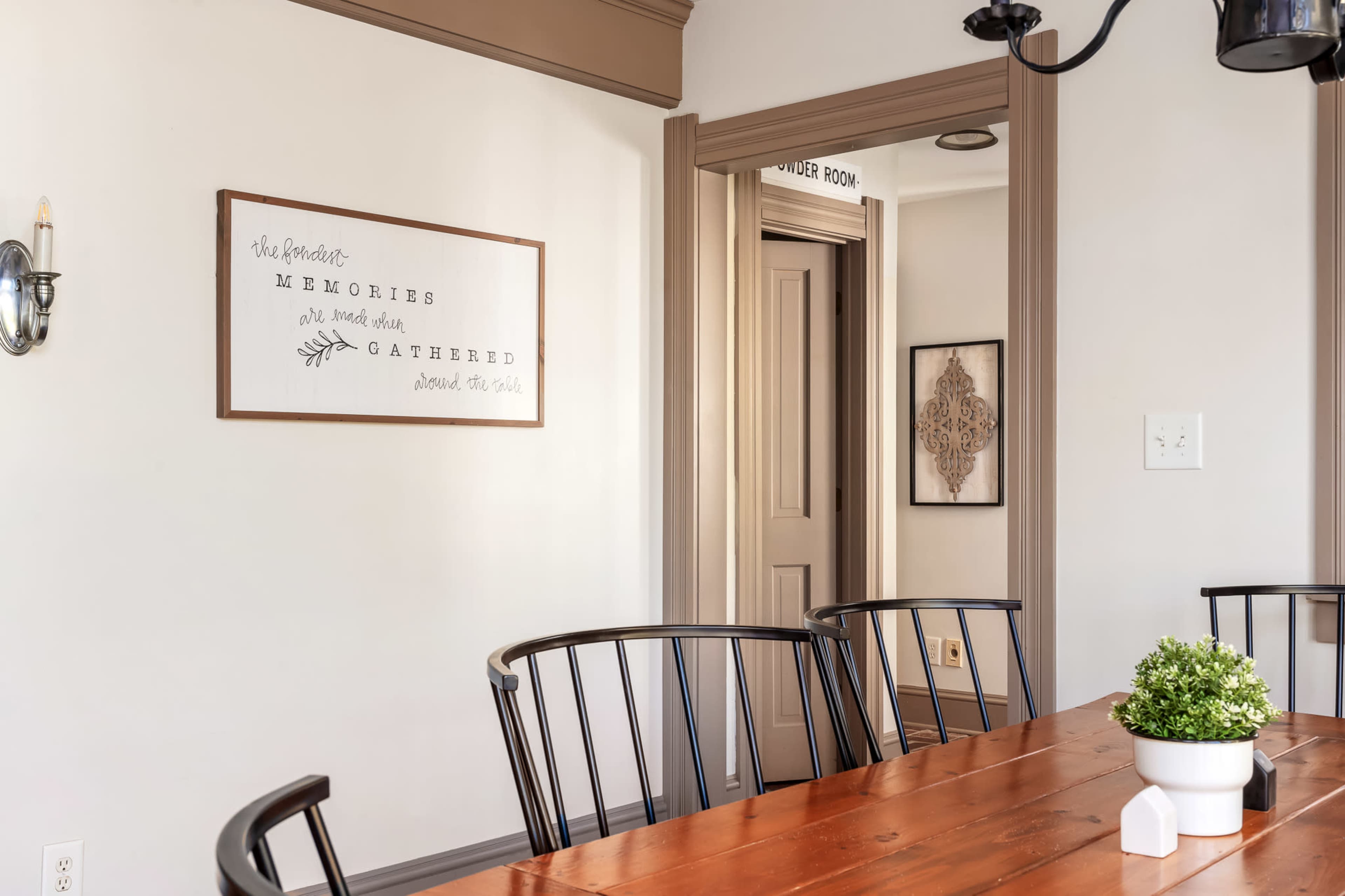 Modern Farmhouse Estate with Entertainment Barn and Pool Image in Clay Township, Carmel, IN