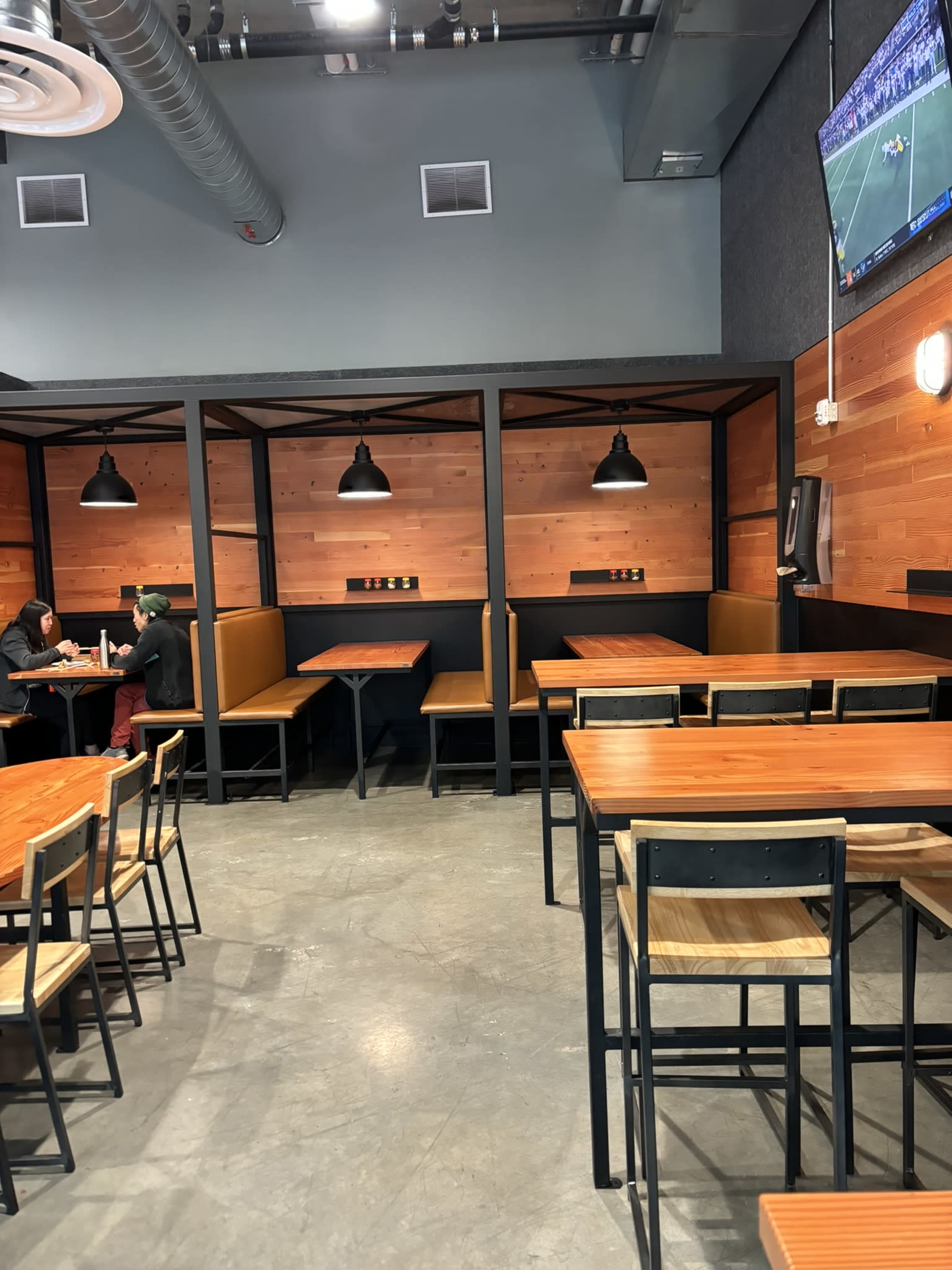 Urban restaurant ready for cooking!! Image in Northgate - Waverly, Oakland, CA