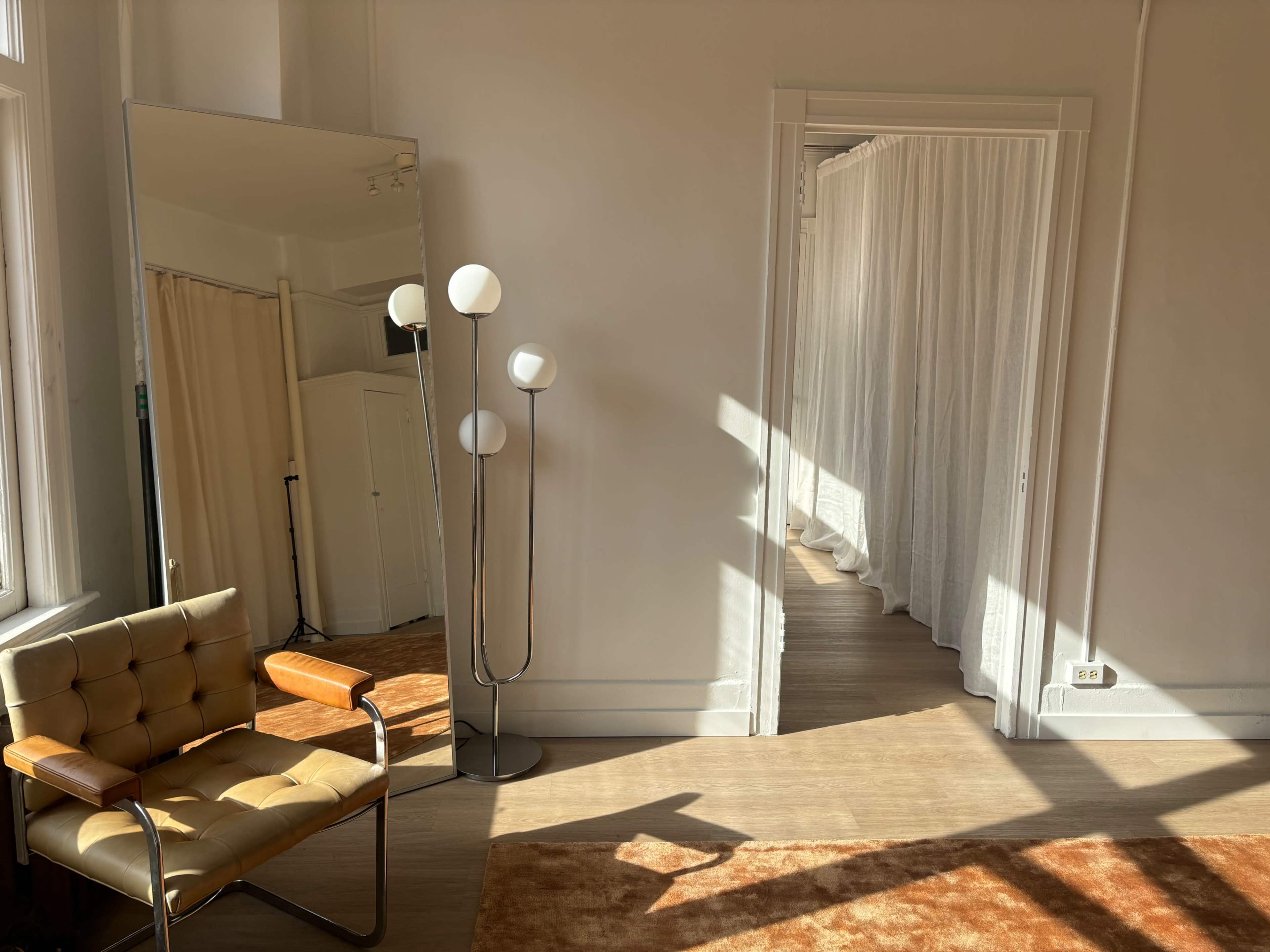 Bright Studio in Gastown Image in Downtown Vancouver, Vancouver, BC