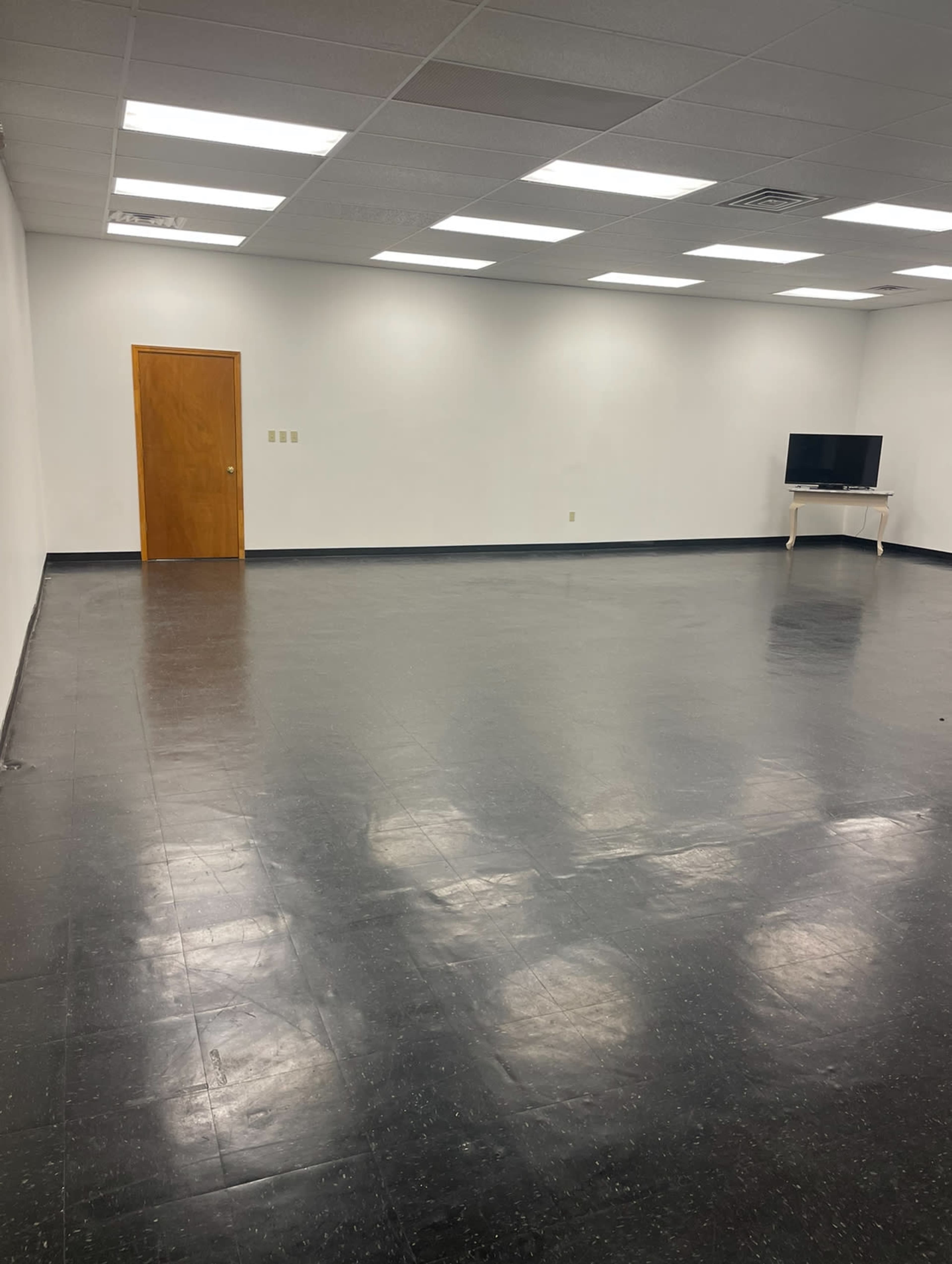 ‘Ambiguous Space’ speakeasy event space Image in Ellendale, Maplewood, MO