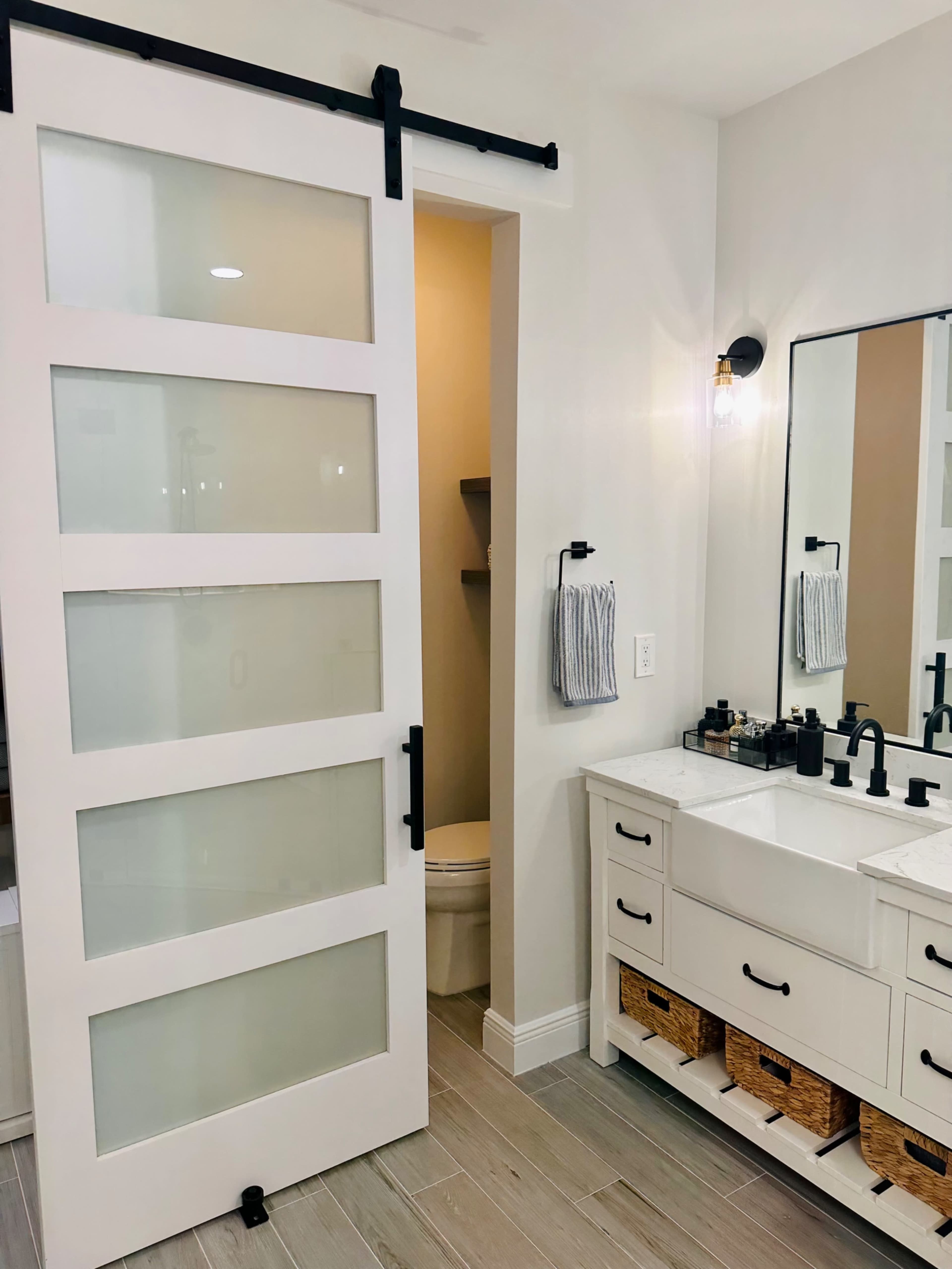 Master Bath/Vanity - great for makeup tutorials Image in Parkland, Parkland, FL