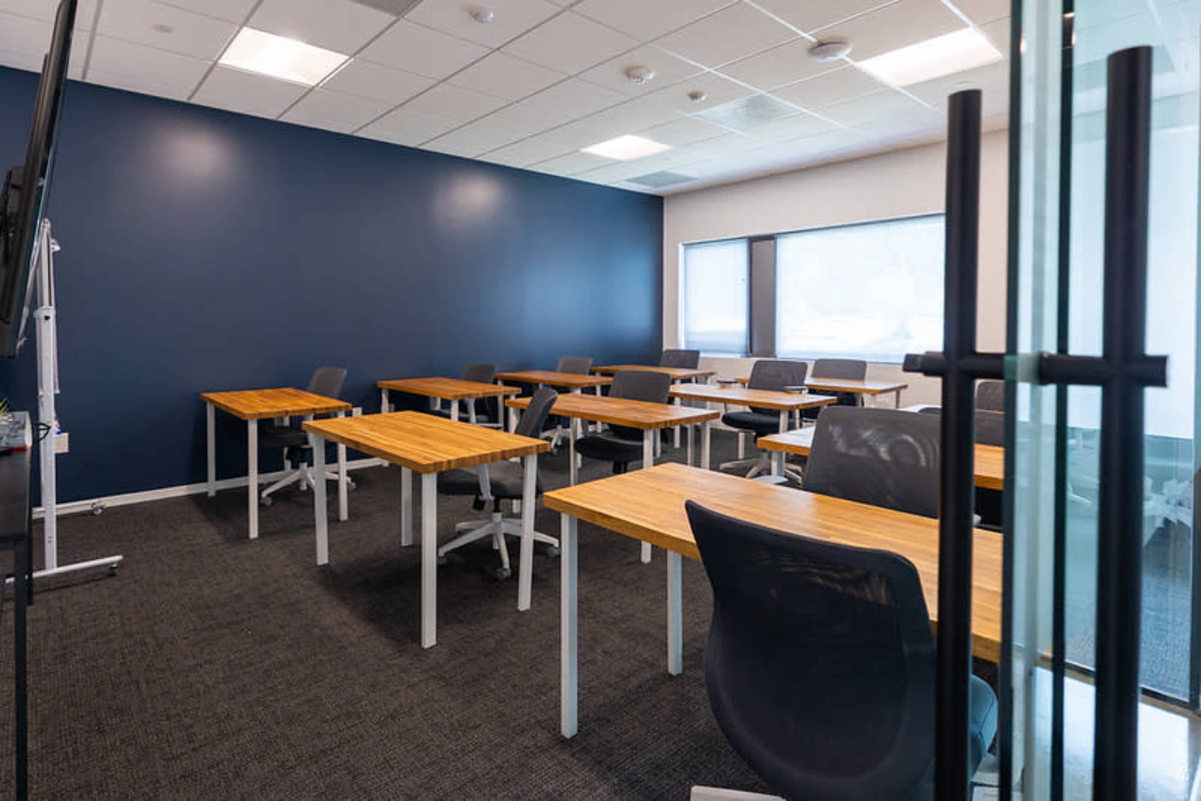 Modern 12-Person Meeting Room in Newport News | Egret Image in Tech Center, Newport News, VA
