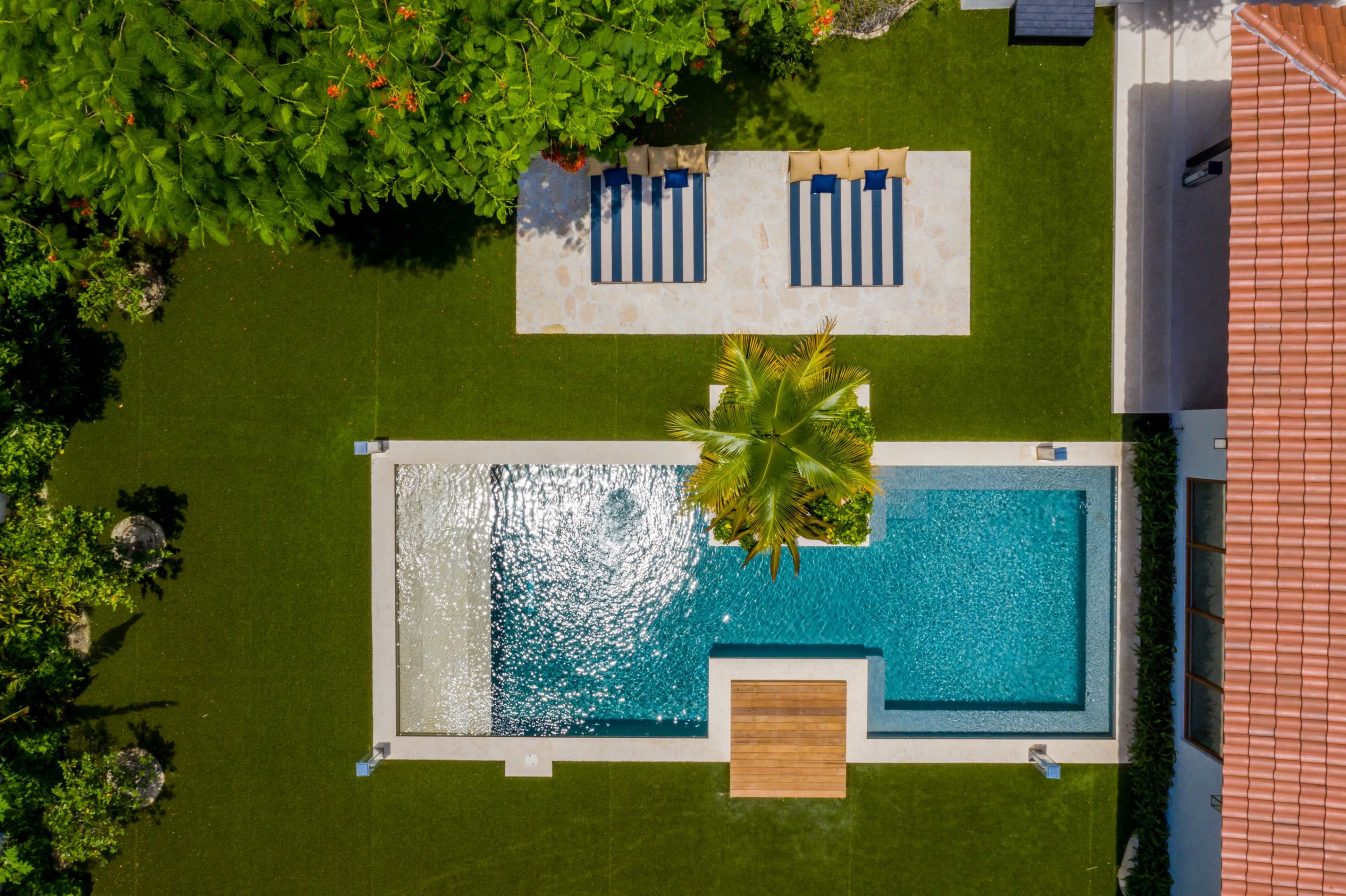 Solstice Hideaway Image in Upper East Side, Miami, FL