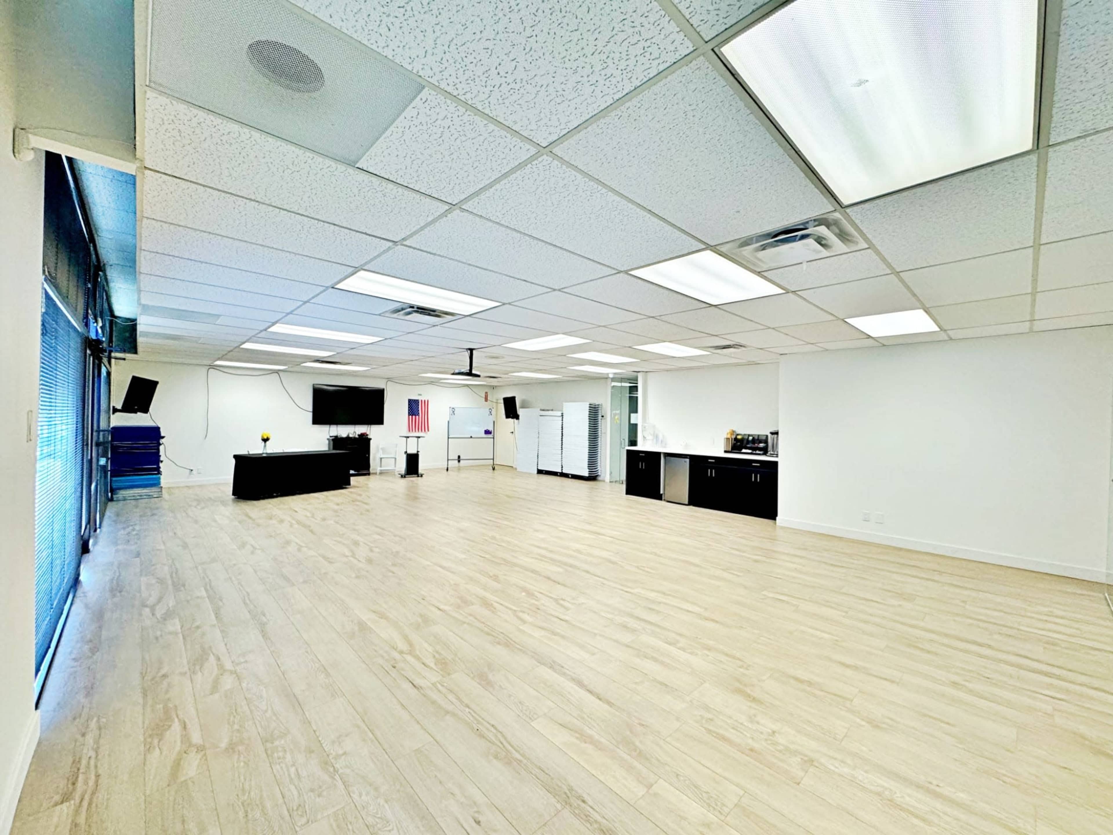 spacious event hall Image in Encino, Encino, CA