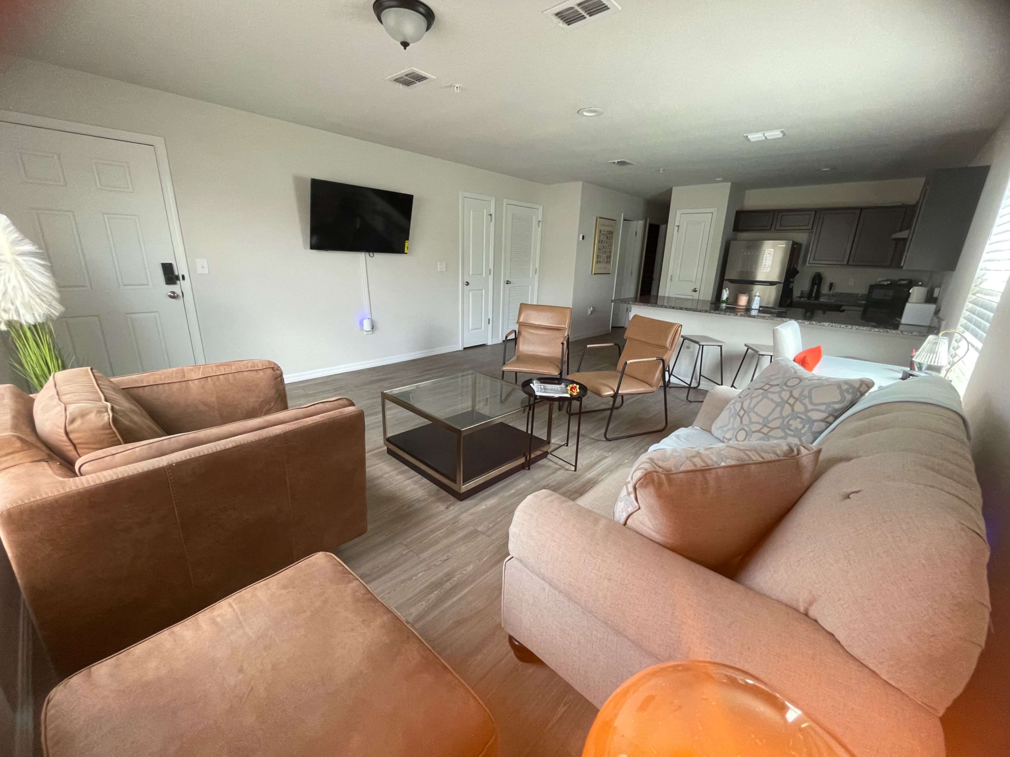 Westide roomy condo Image in Oak Hill, Jacksonville, FL