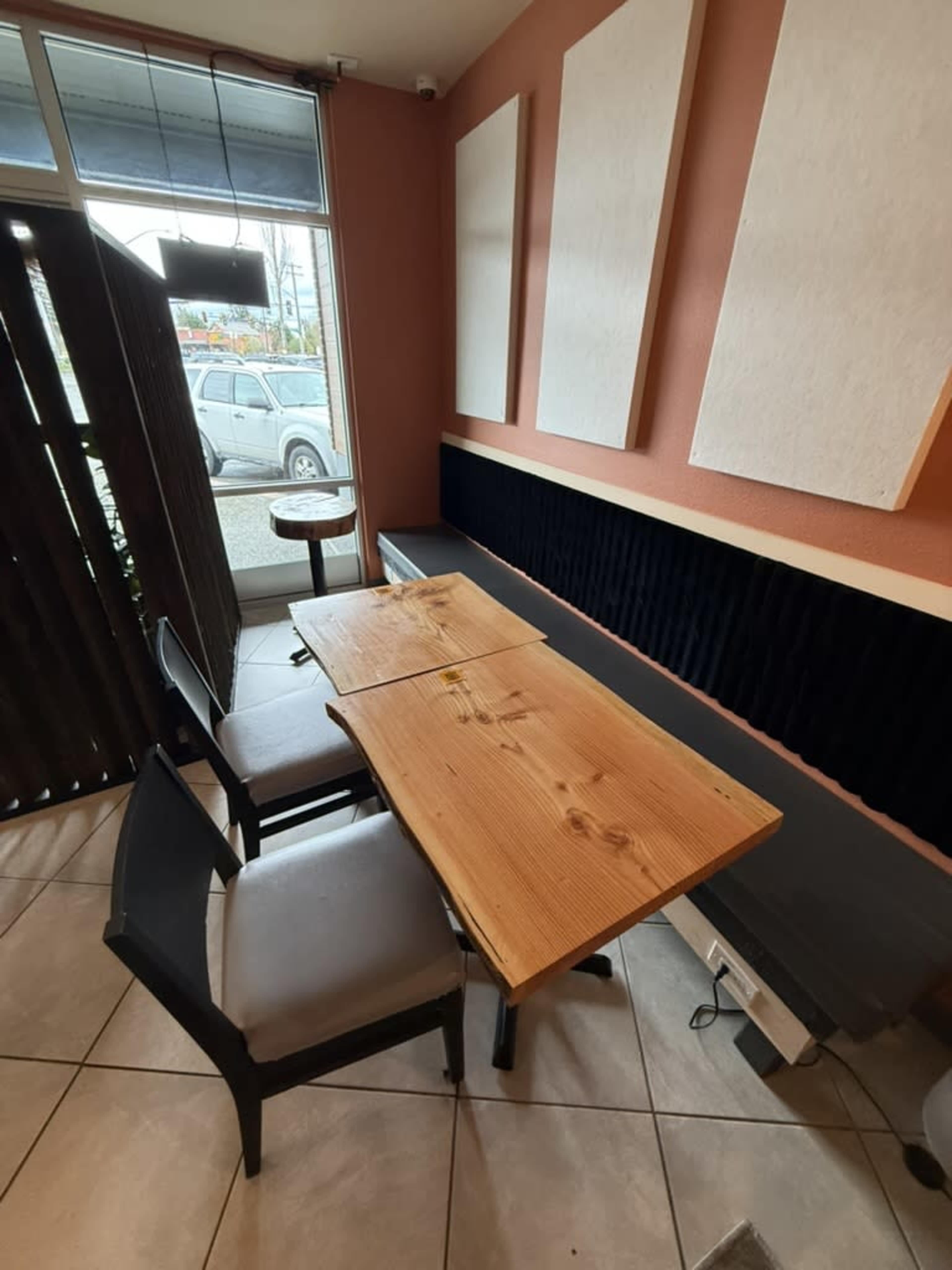 Warm, Light-Filled Café Perfect for Gatherings Image in Northwest Everett, Everett, WA