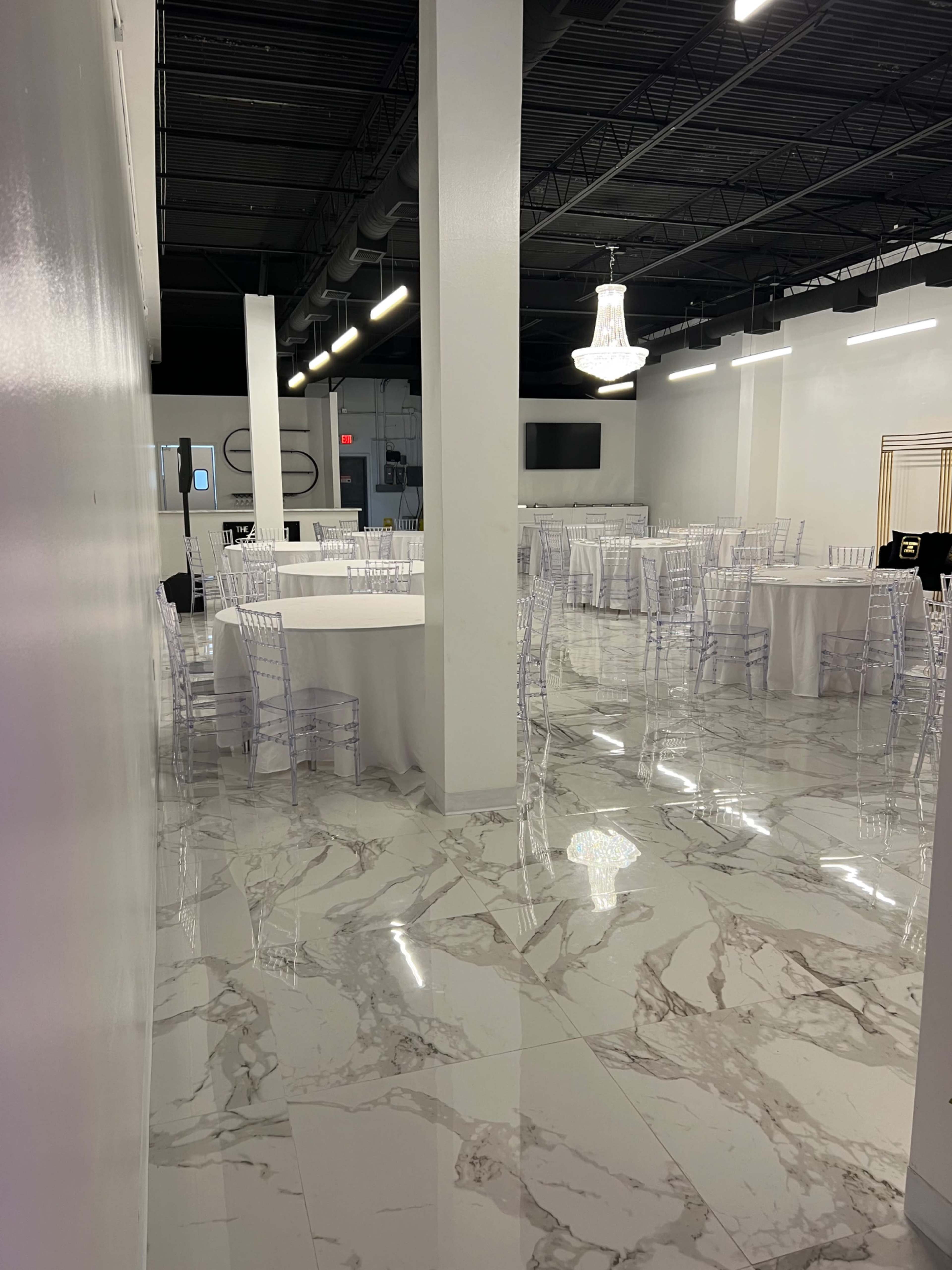 Upscale Reception Hall Image in Houston, Houston, TX