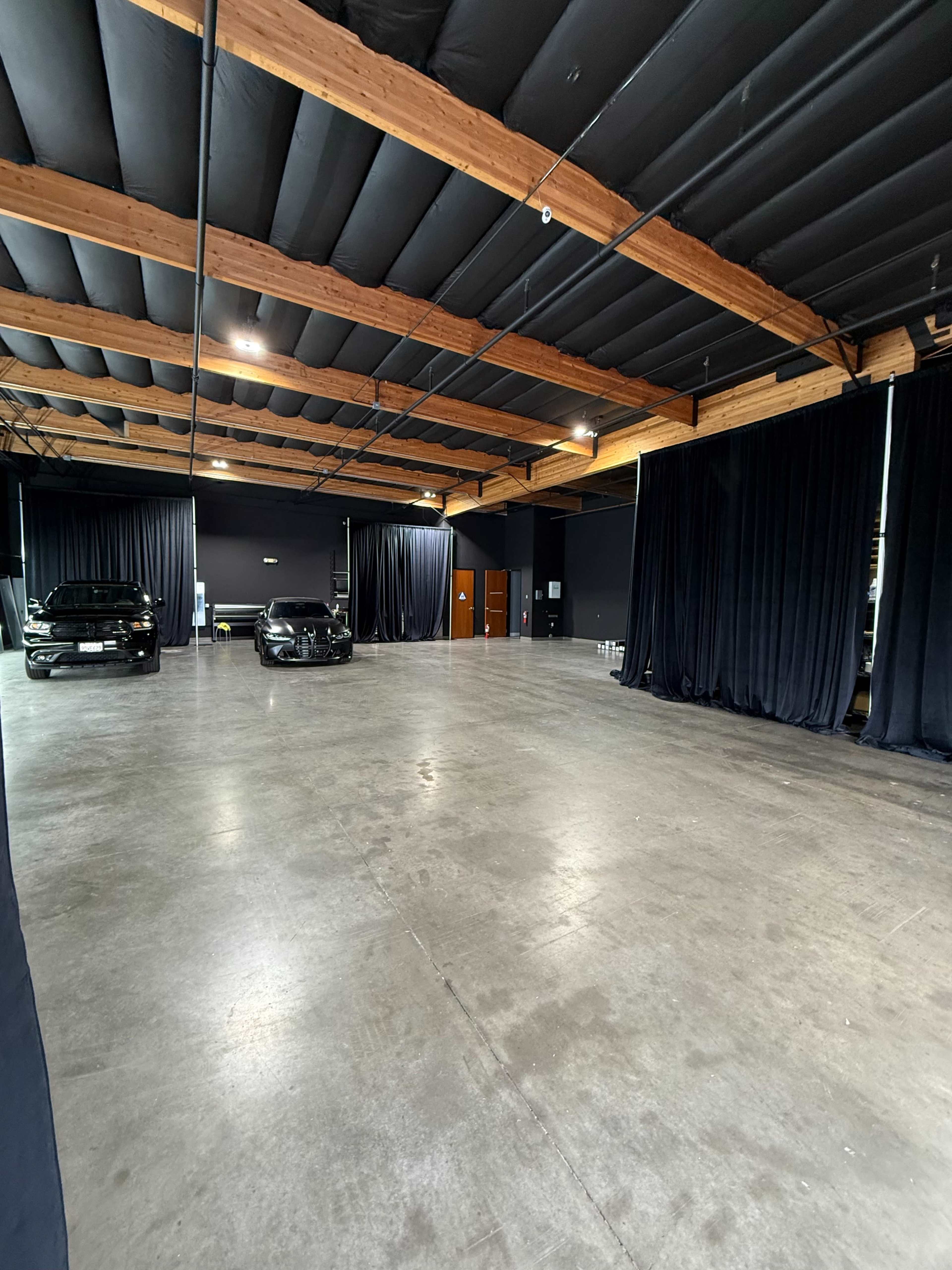 San Jose Spacious Warehouse for Baby Showers, Birthdays, Graduations or Corporate Events Image in Berryessa, San Jose, CA