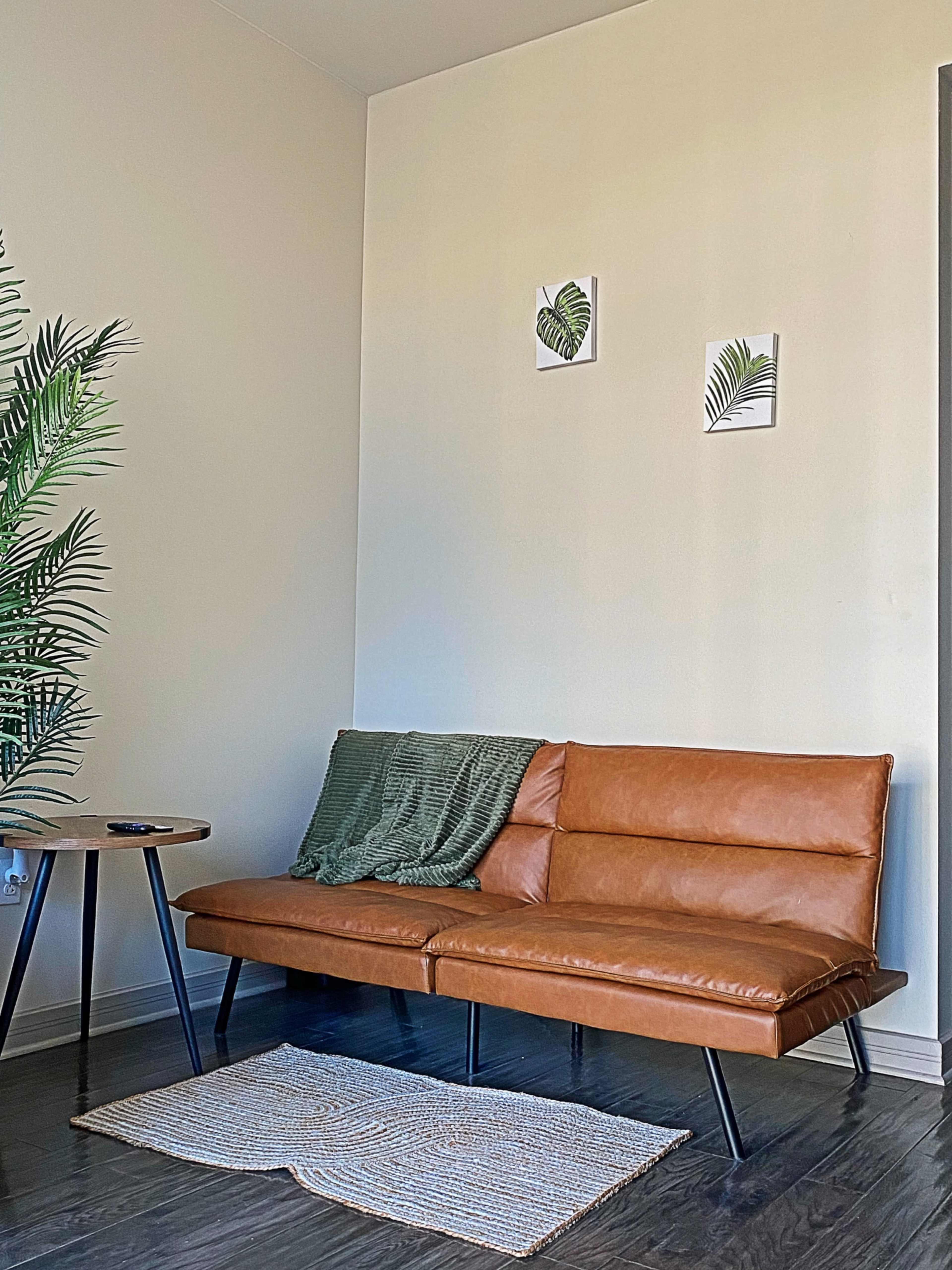 Victory Park Spa Studio with Breathtaking View Image in Oak Lawn, Dallas, TX