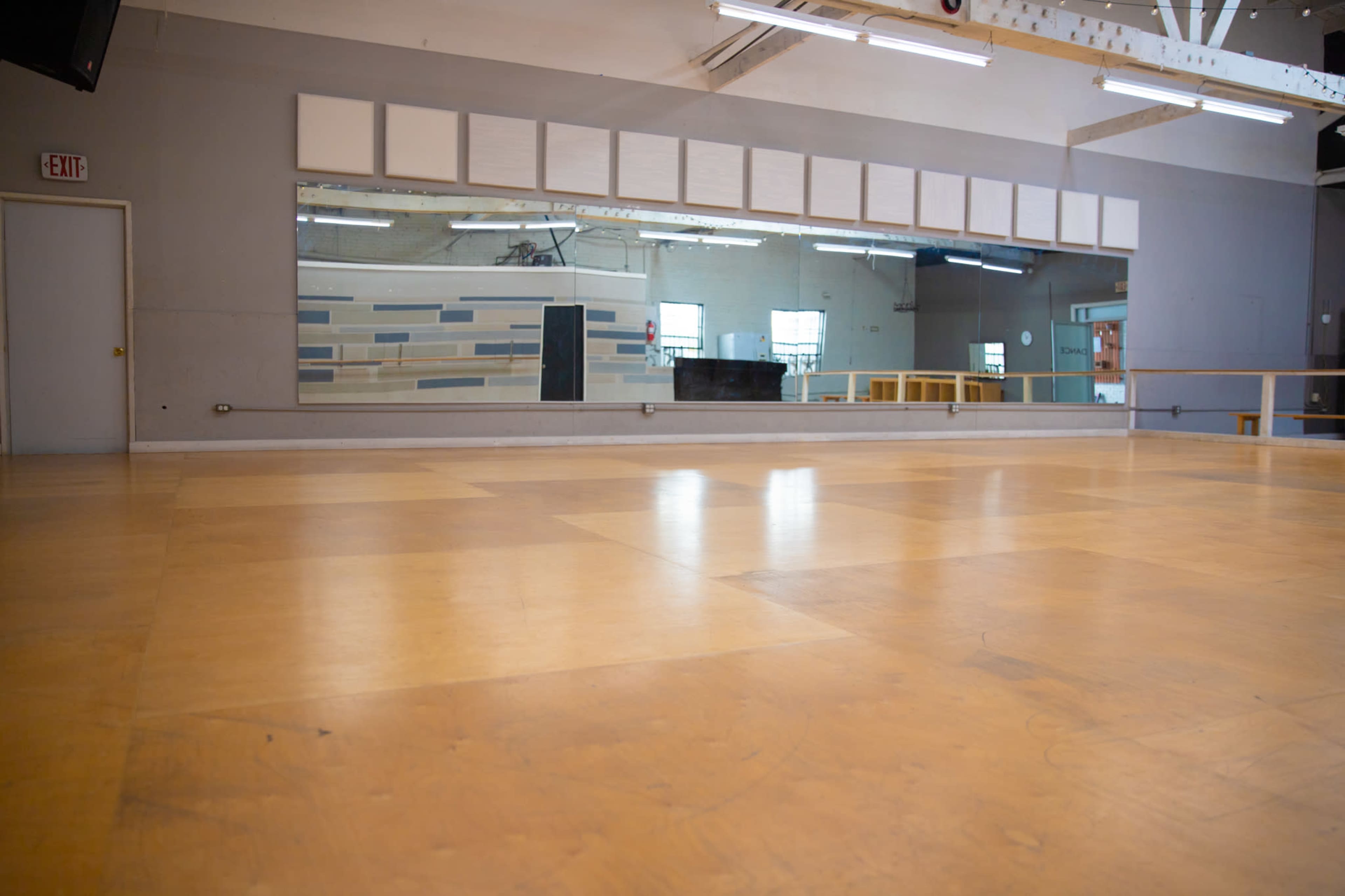 Industrial Dance Studio with Kitchen and Lounge Area Image in South Los Angeles, Los Angeles, CA