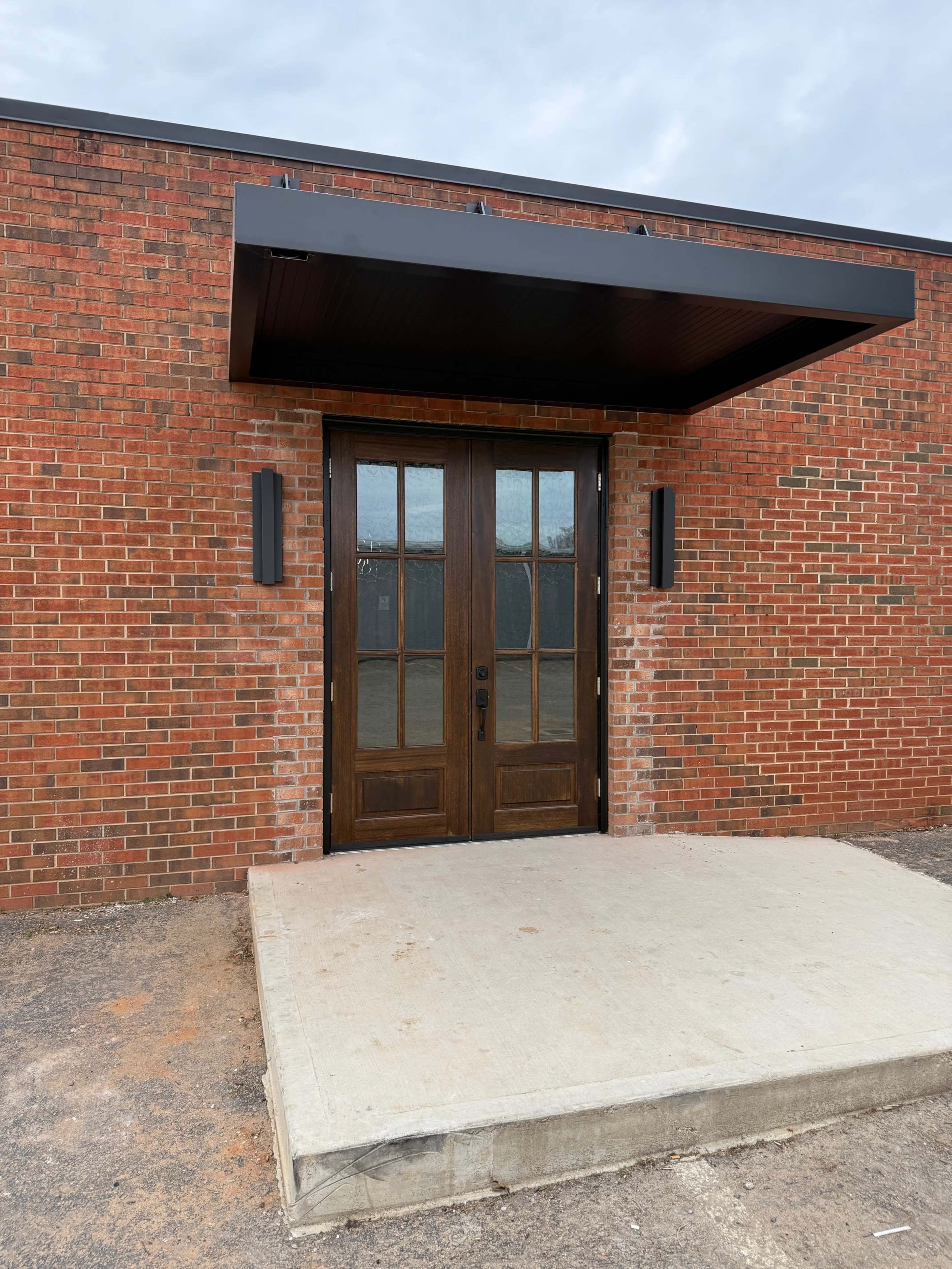 Private Event Space w/ Yard & Patio – Perfect for Showers, Birthdays, Receptions, and more! | Five Points Raleigh Image in Raleigh, Raleigh, NC