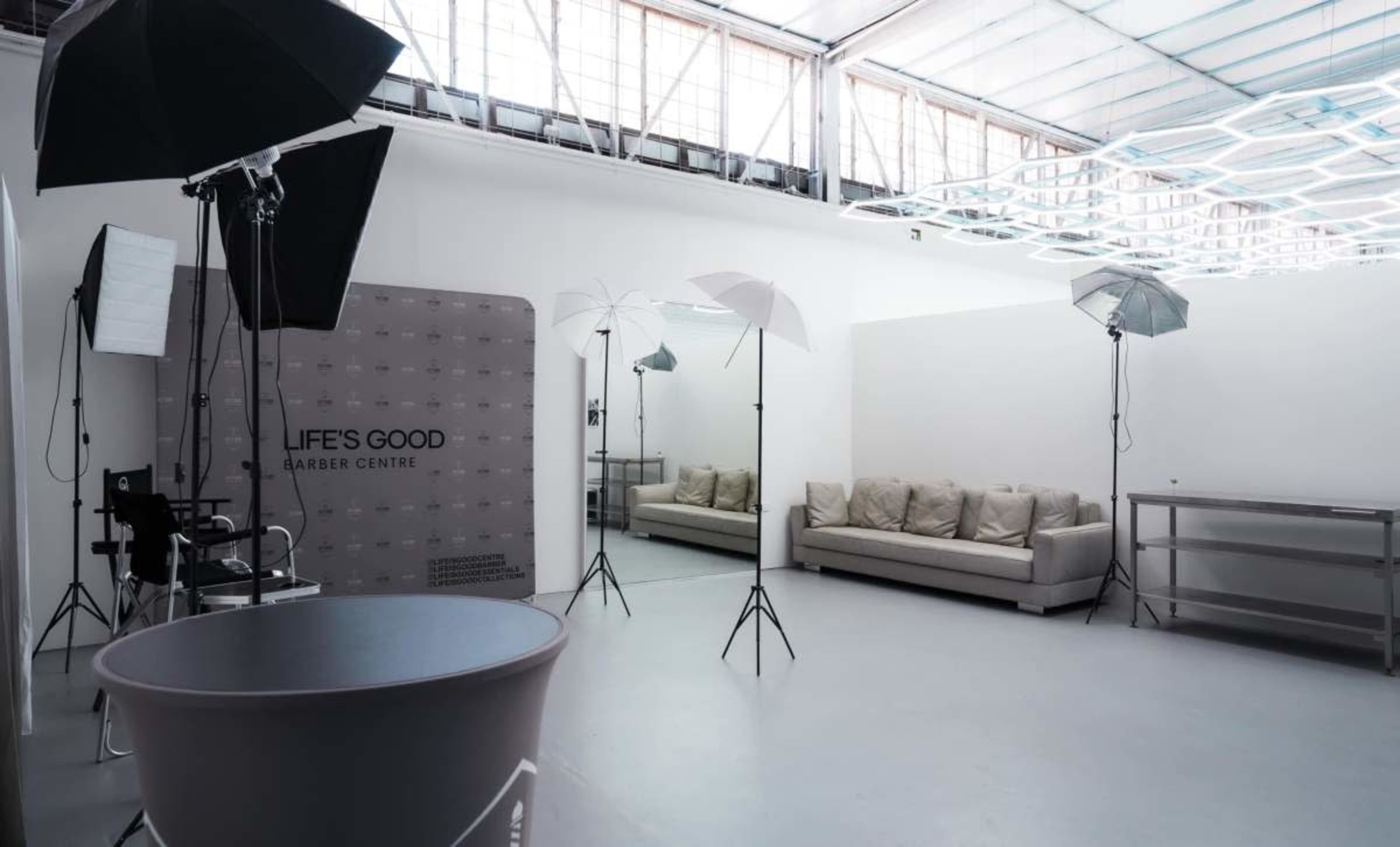 Photo studio and Freelancing spaces available for hire in the heart of coorparoo. Image in Coorparoo, Coorparoo, QLD