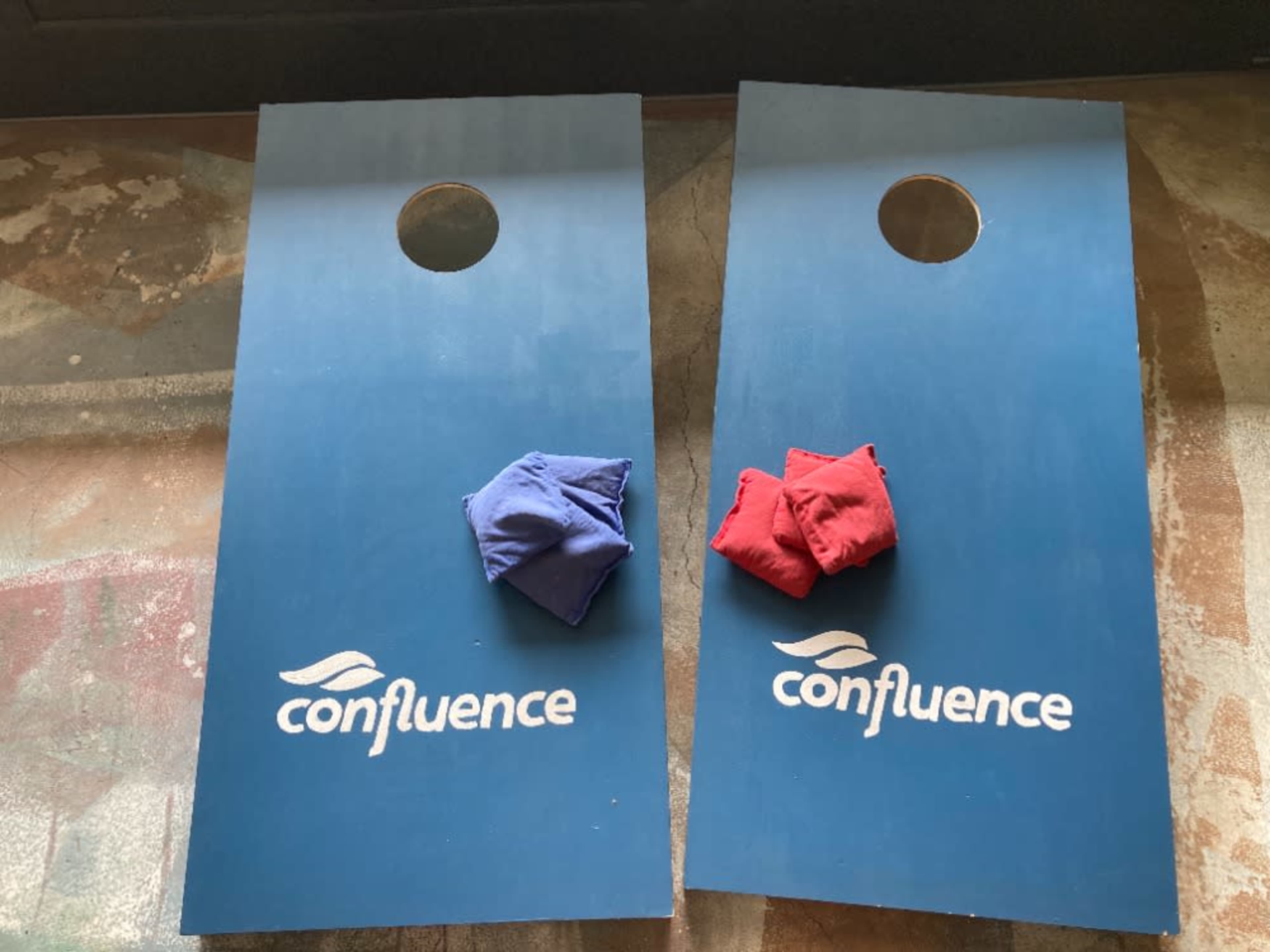 Regulation Cornhole set