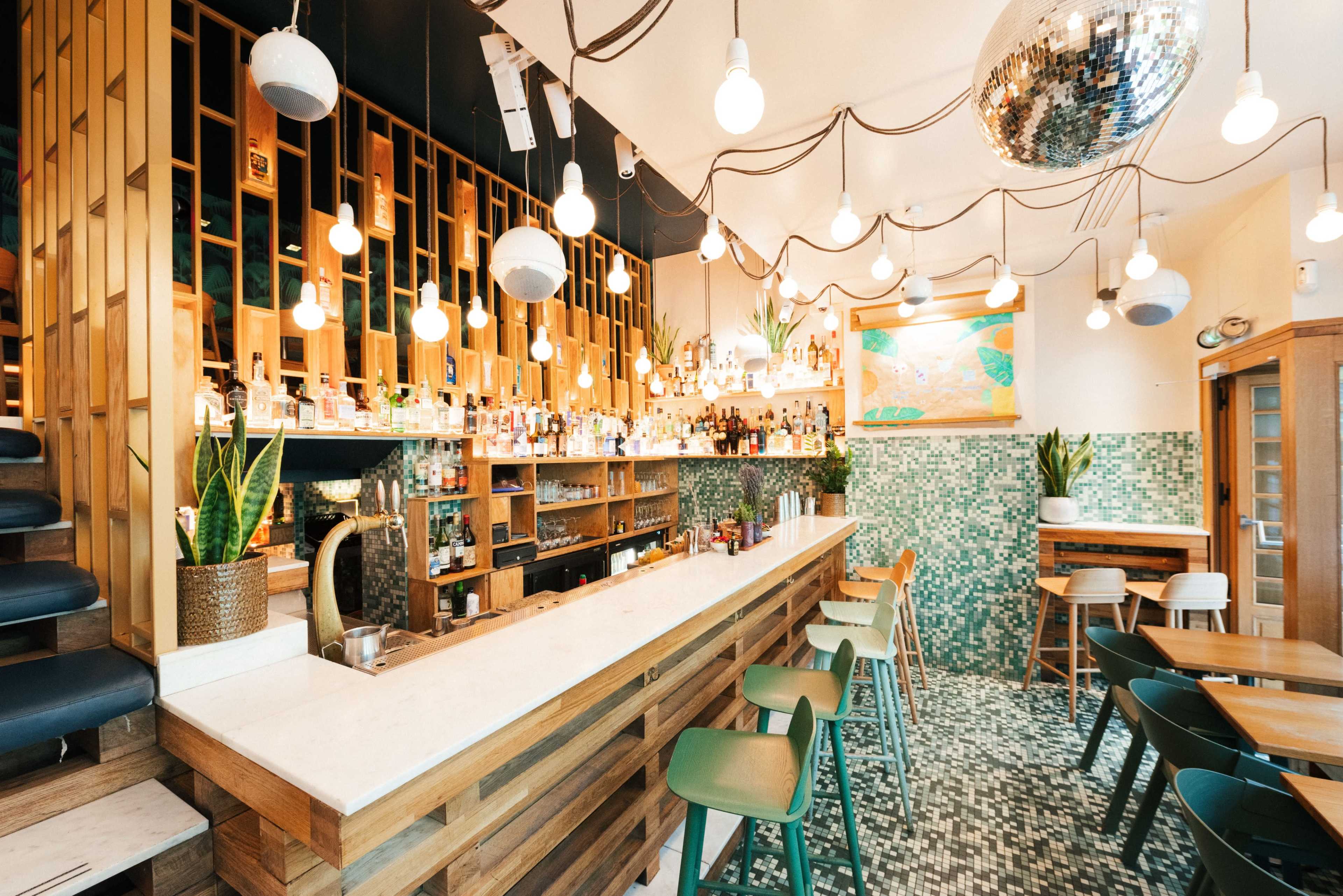 Centre ville Image in Odéon, Paris