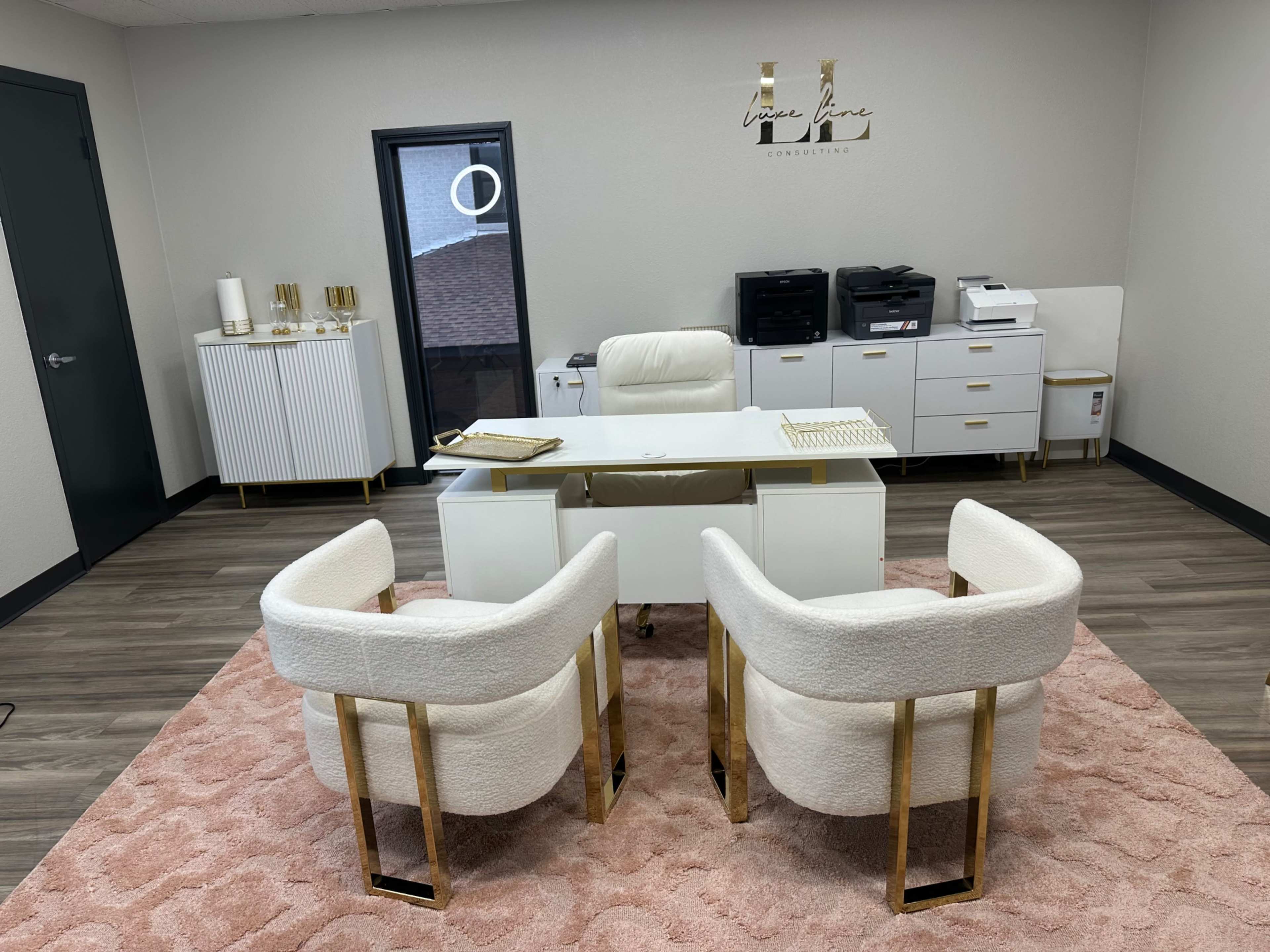 Luxury Office for Branding, Content & Meetings Image in Central Arlington, Arlington, TX