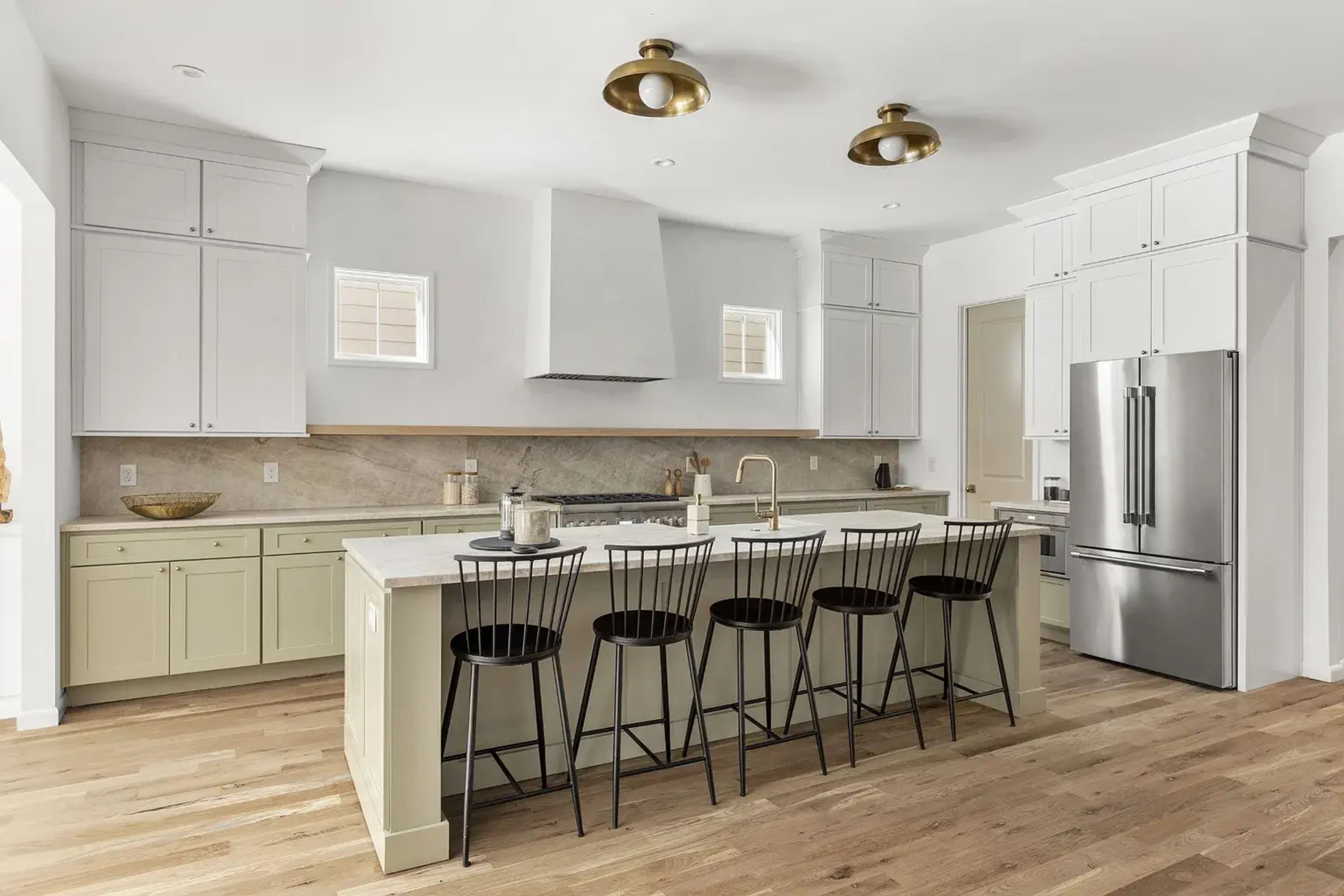 Modern, Spacious Green Hills Home for Showers, Retreats & Creative Events Image in Avalon, Nashville, TN