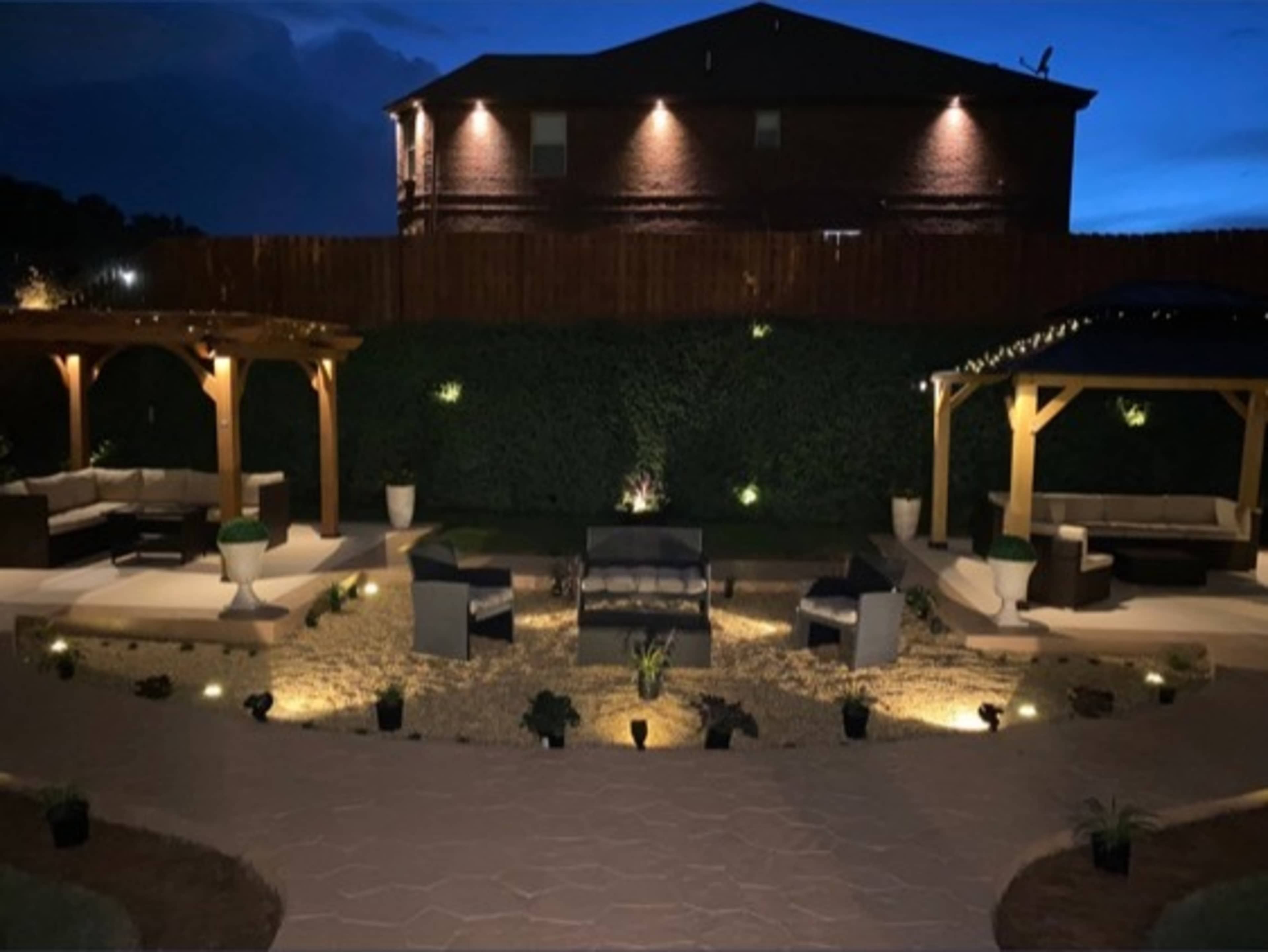 Intimate events 