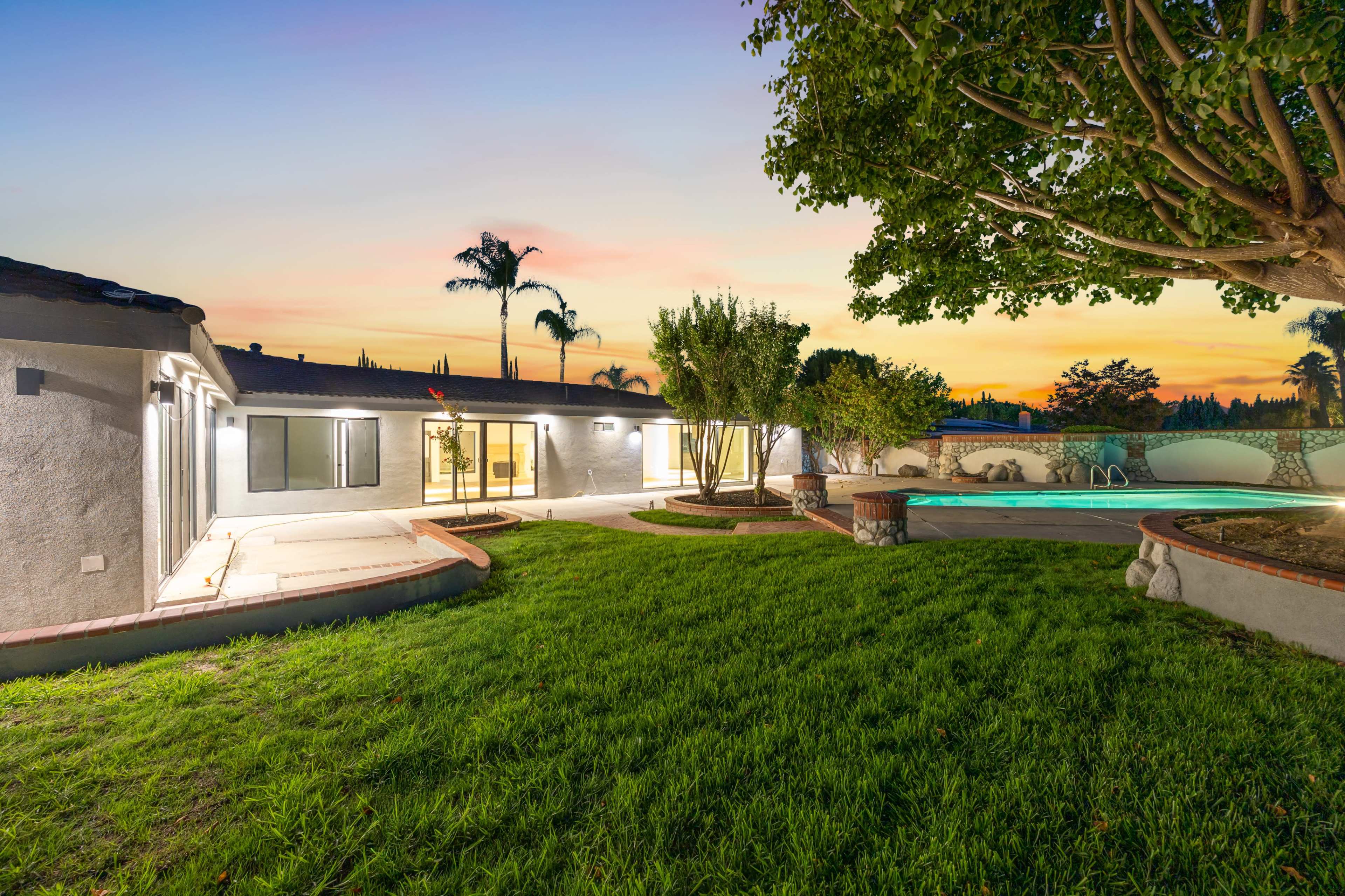 Luxury Contemporary Mid-Century Estate-Perfect-Pool Sauna Image in Granada Hills, Granada Hills, CA