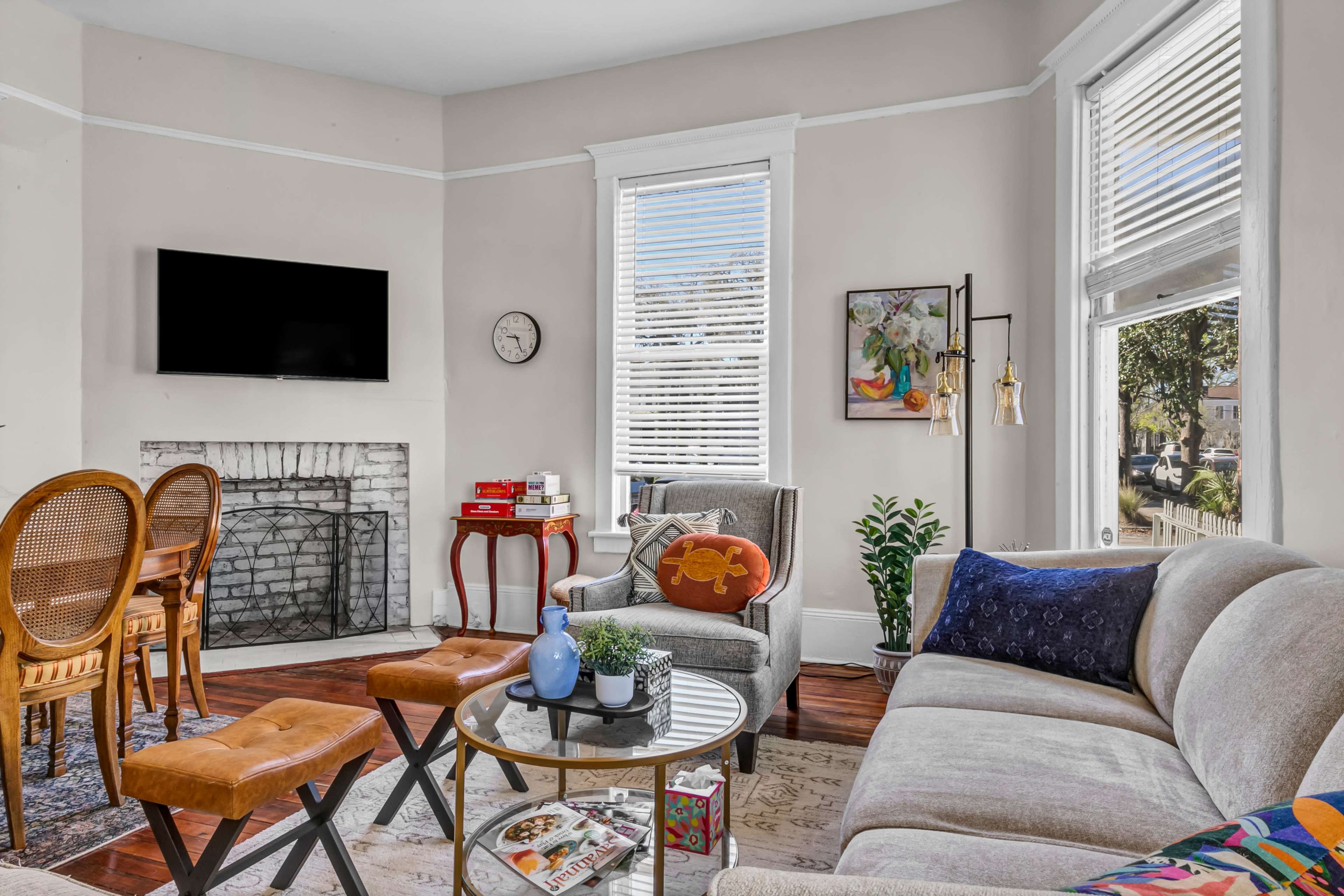 Renovated Historic Downtown Savannah Victorian Duplex with Balconies & Natural Light | Photo, Film & Events Image in Thomas Square, Savannah, GA