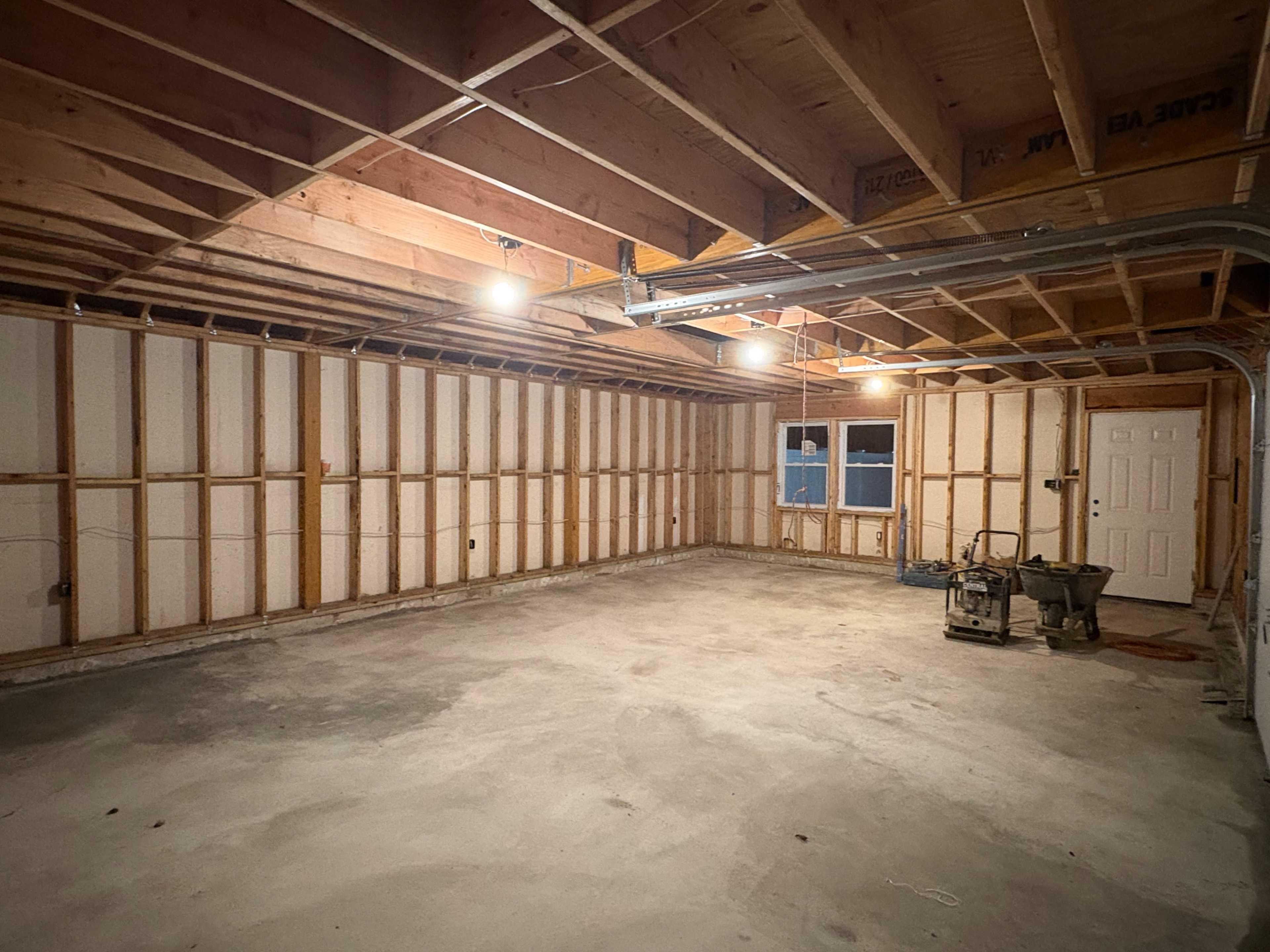 GARAGE/WAREHOUSE PARTY SPACE Image in Hempstead, Cedarhurst, NY