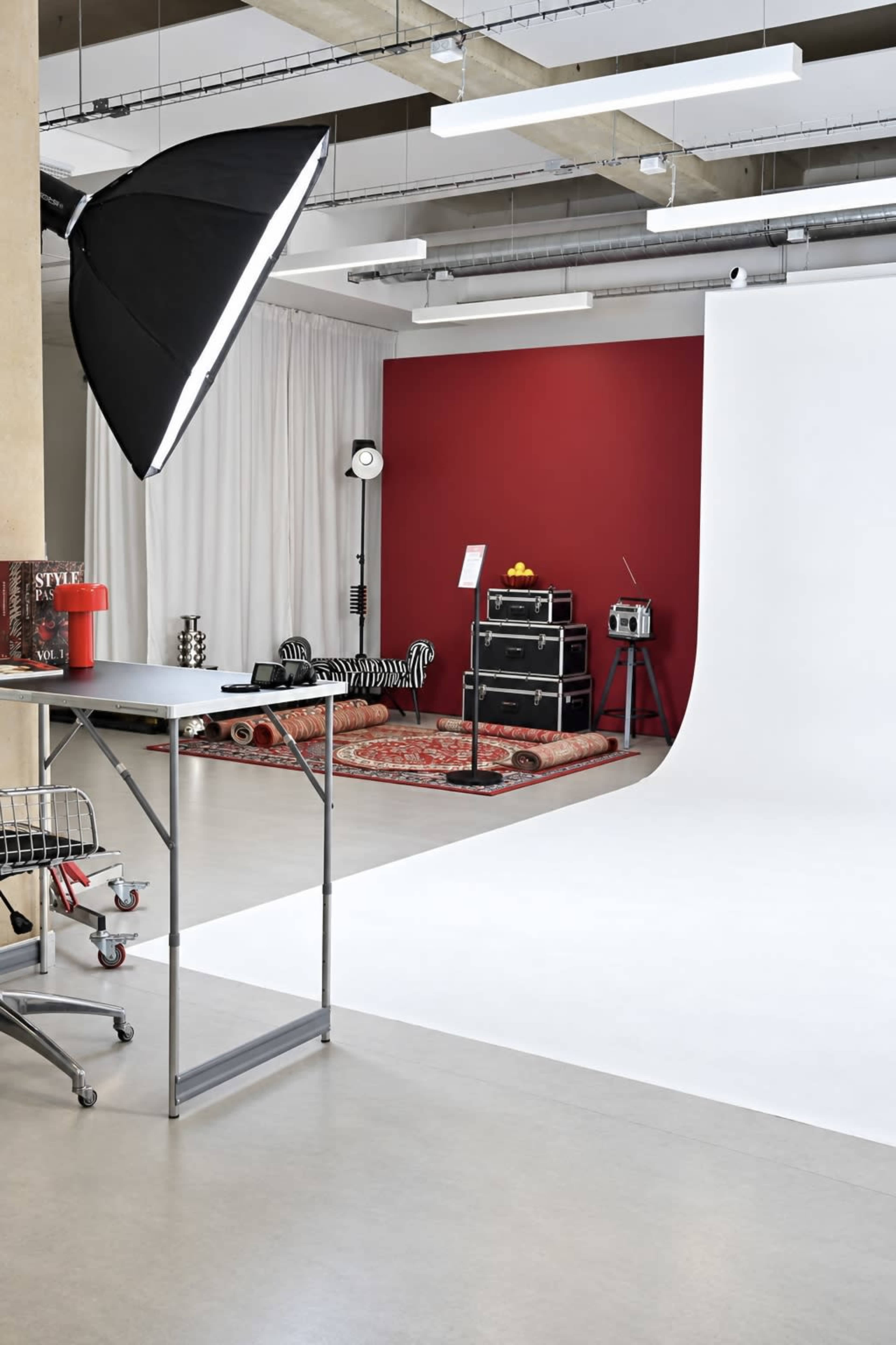 Studio Photo Avec Vue Sur La Ville Image in , Ivry sur seine