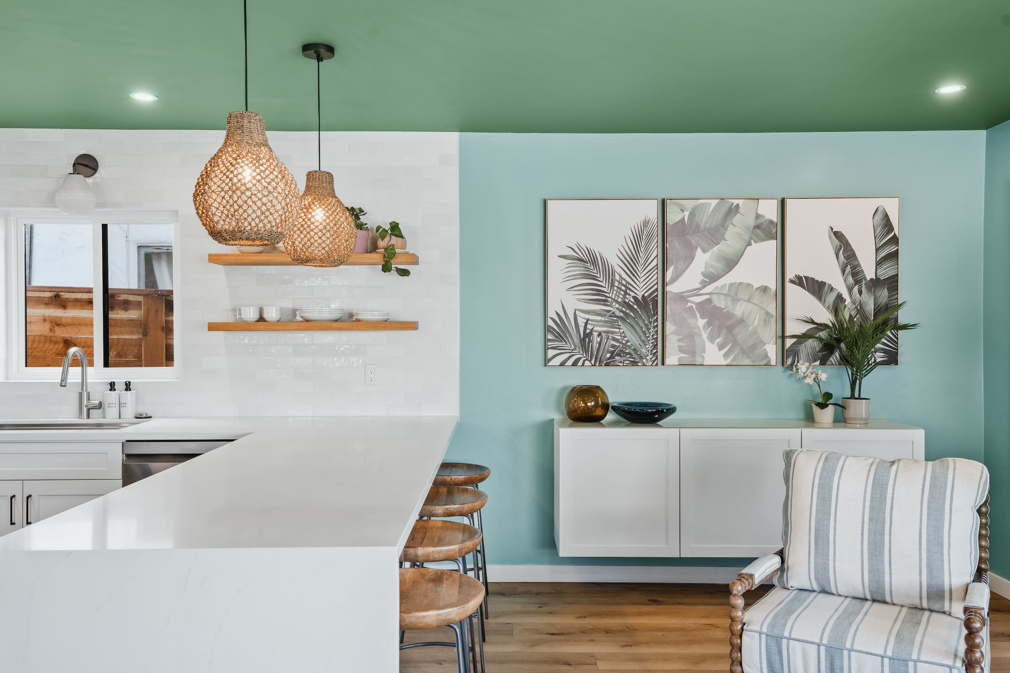 Sunset Breeze Bungalow, Walk to Sunset Cliffs Image in Point Loma Heights, San Diego, CA