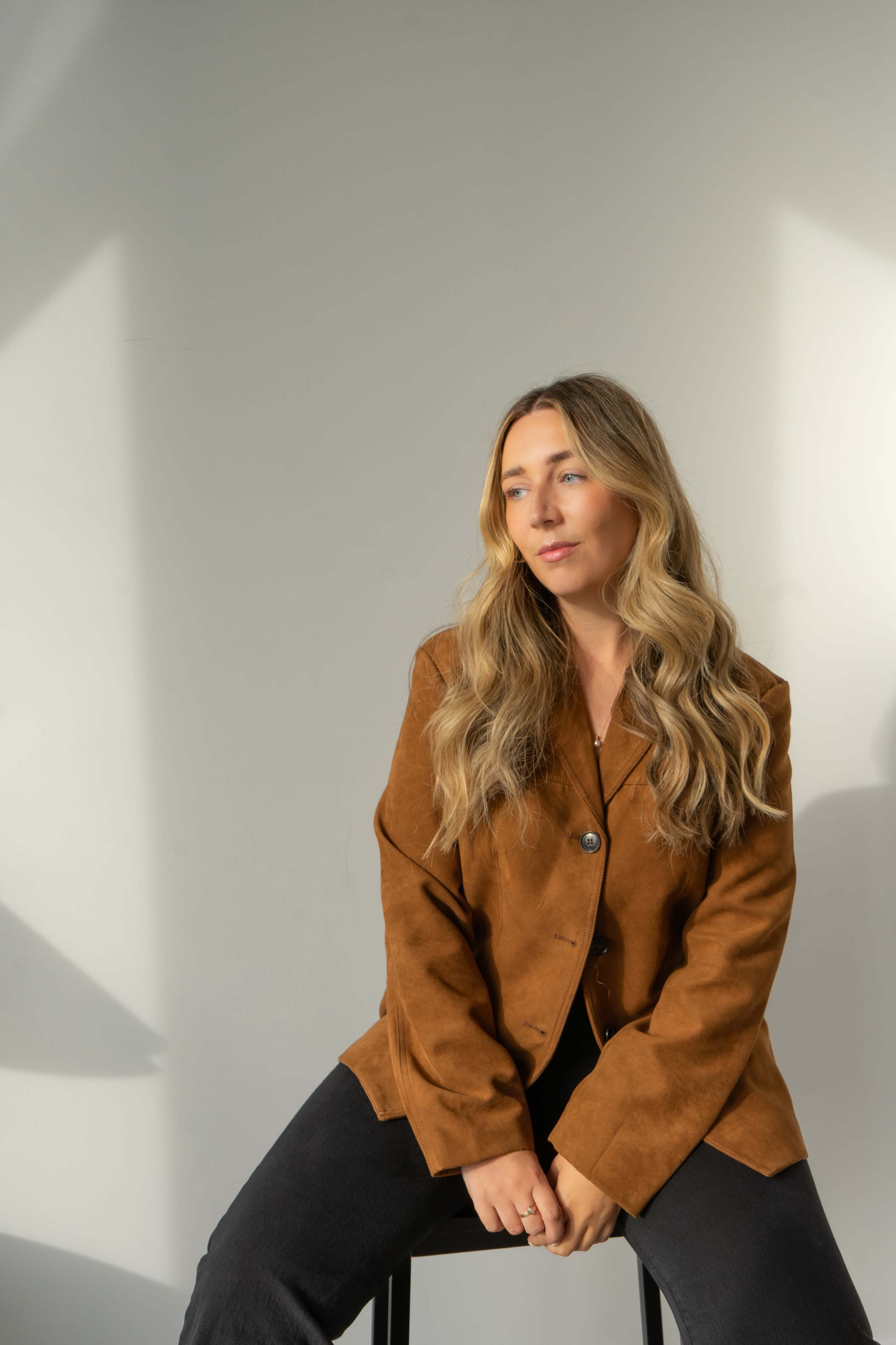 Stunning Sunlit Industrial Studio in Burnaby with City View Image in Metrotown, Burnaby, BC