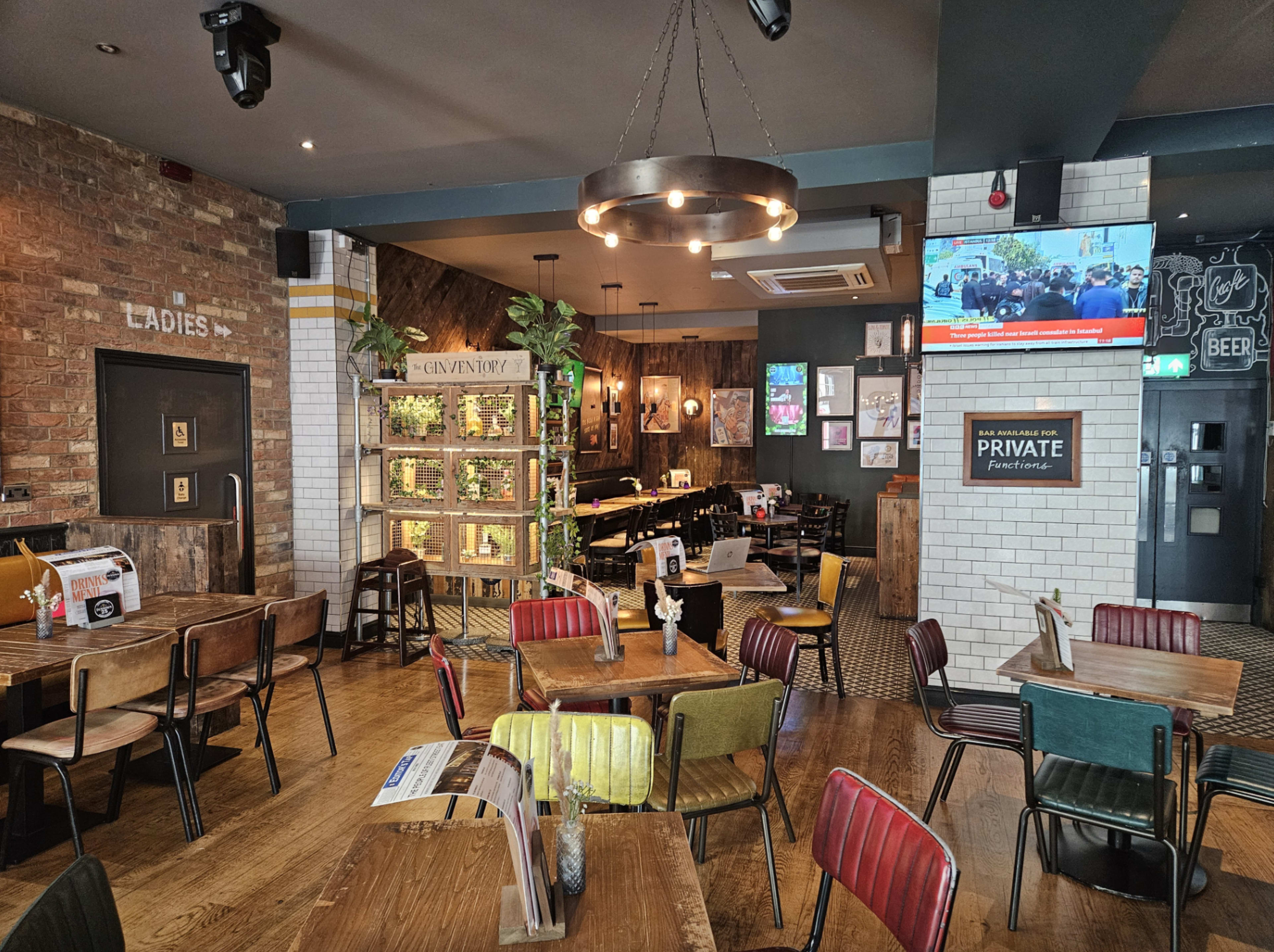 Ground floor sports bar and kitchen Image in City of London, London, ENG