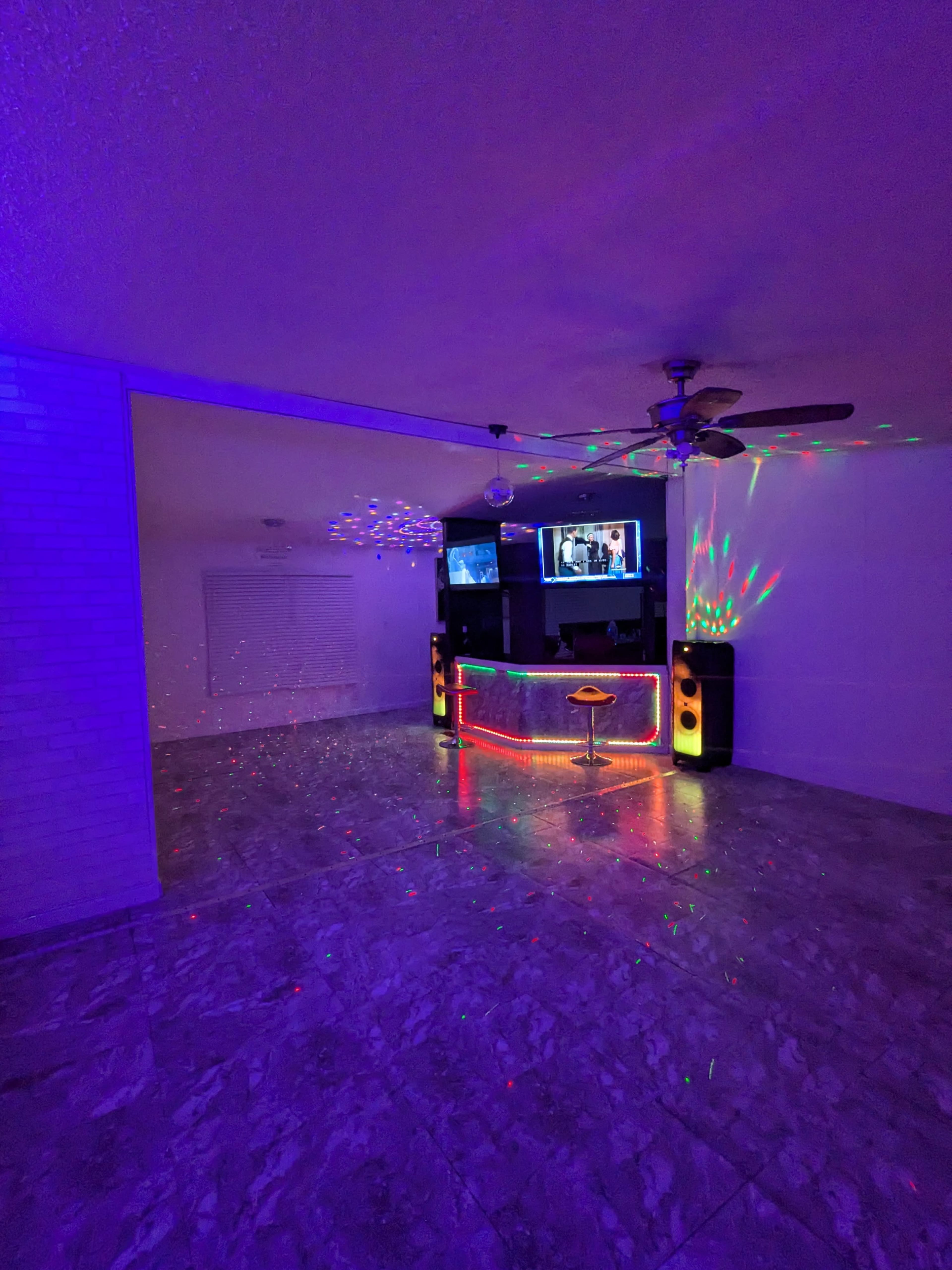 Private Urban area (double wide trailer (nice quiet cozy roomy and all you can think of and more Image in , Darlington, SC