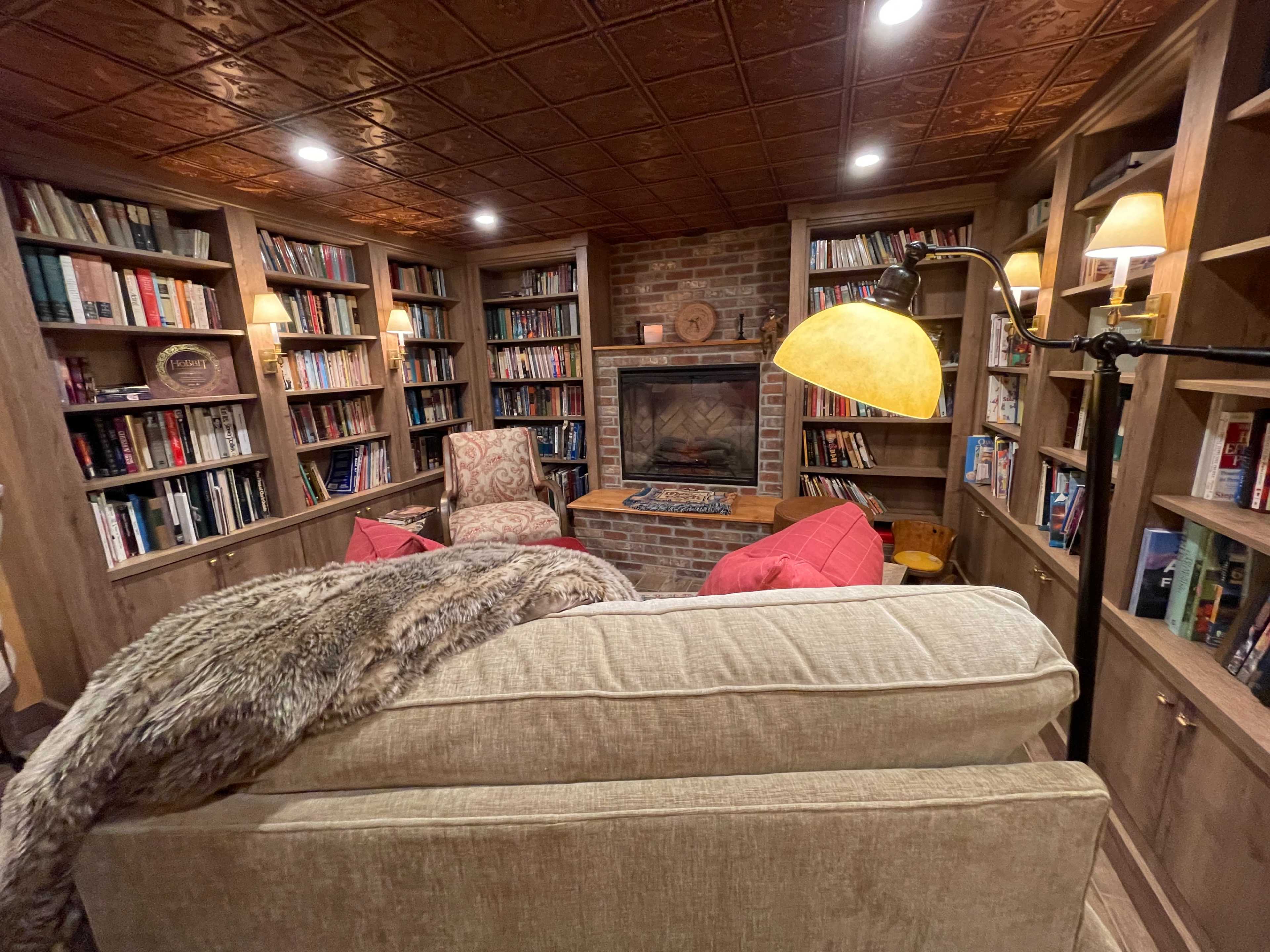 Cozy Underground Hobbit House in backyard venue w/ Mt. Views Image in Rosecrest, Herriman, UT