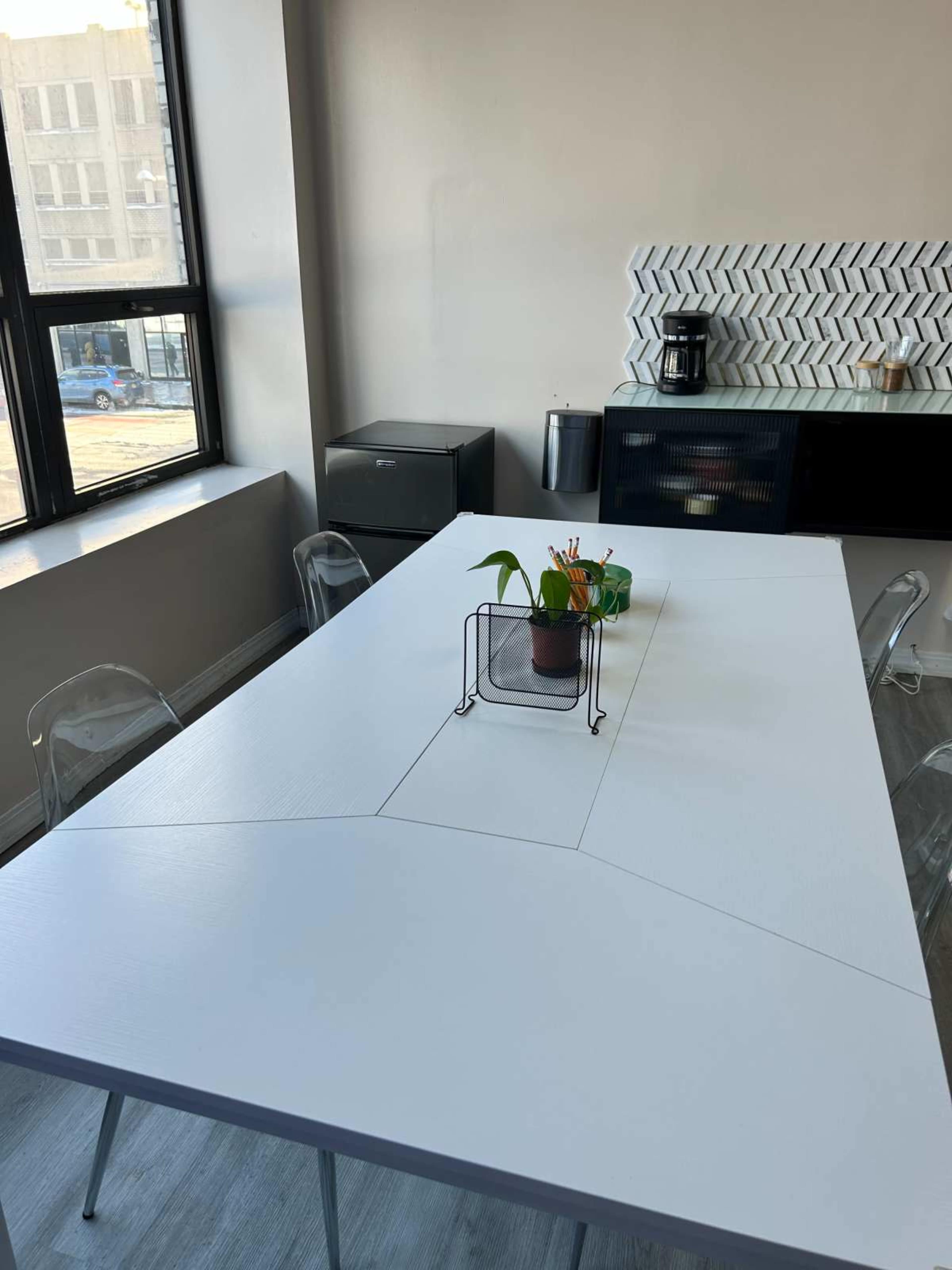 Downtown Office Space with Park Views Image in Jamaica, Jamaica, NY