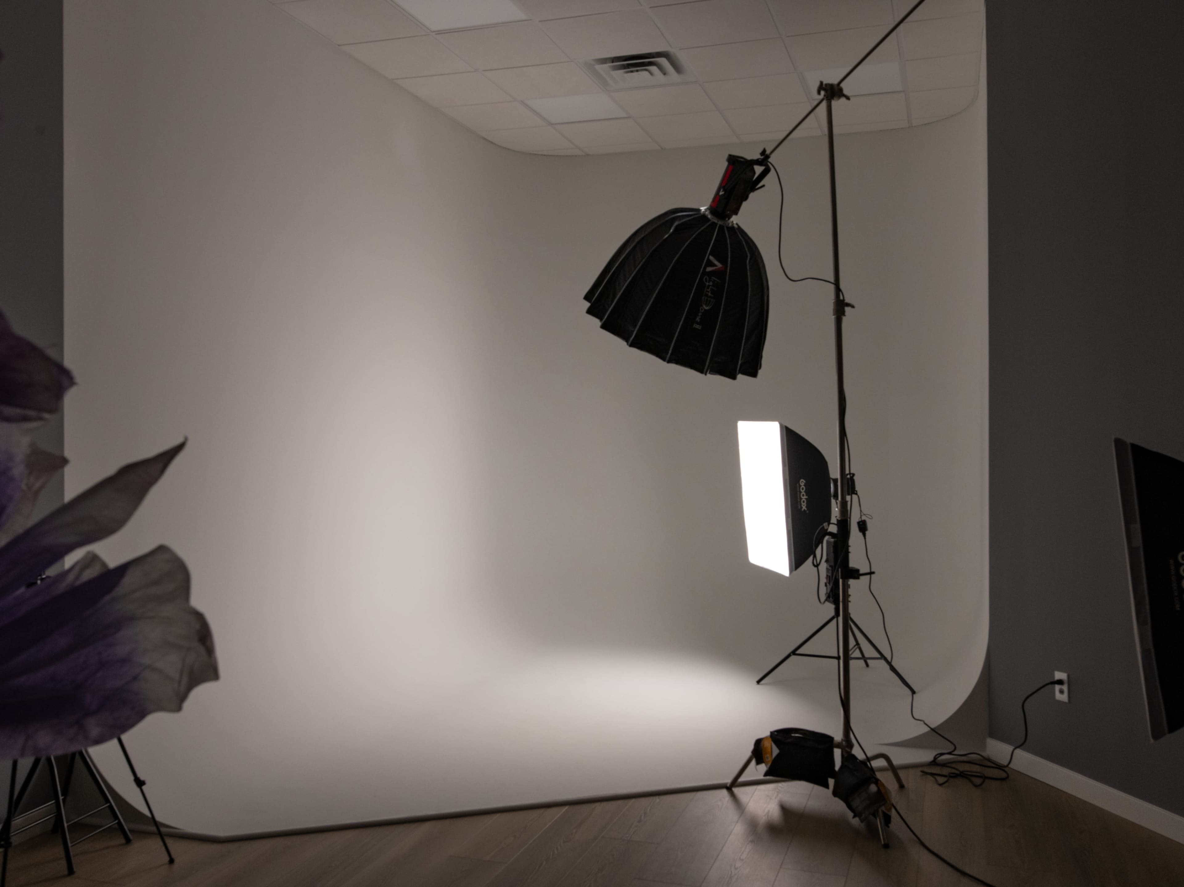 Seamless White Cyclorama in Huntingdon Valley Image in Huntingdon Valley, Huntingdon Valley, PA