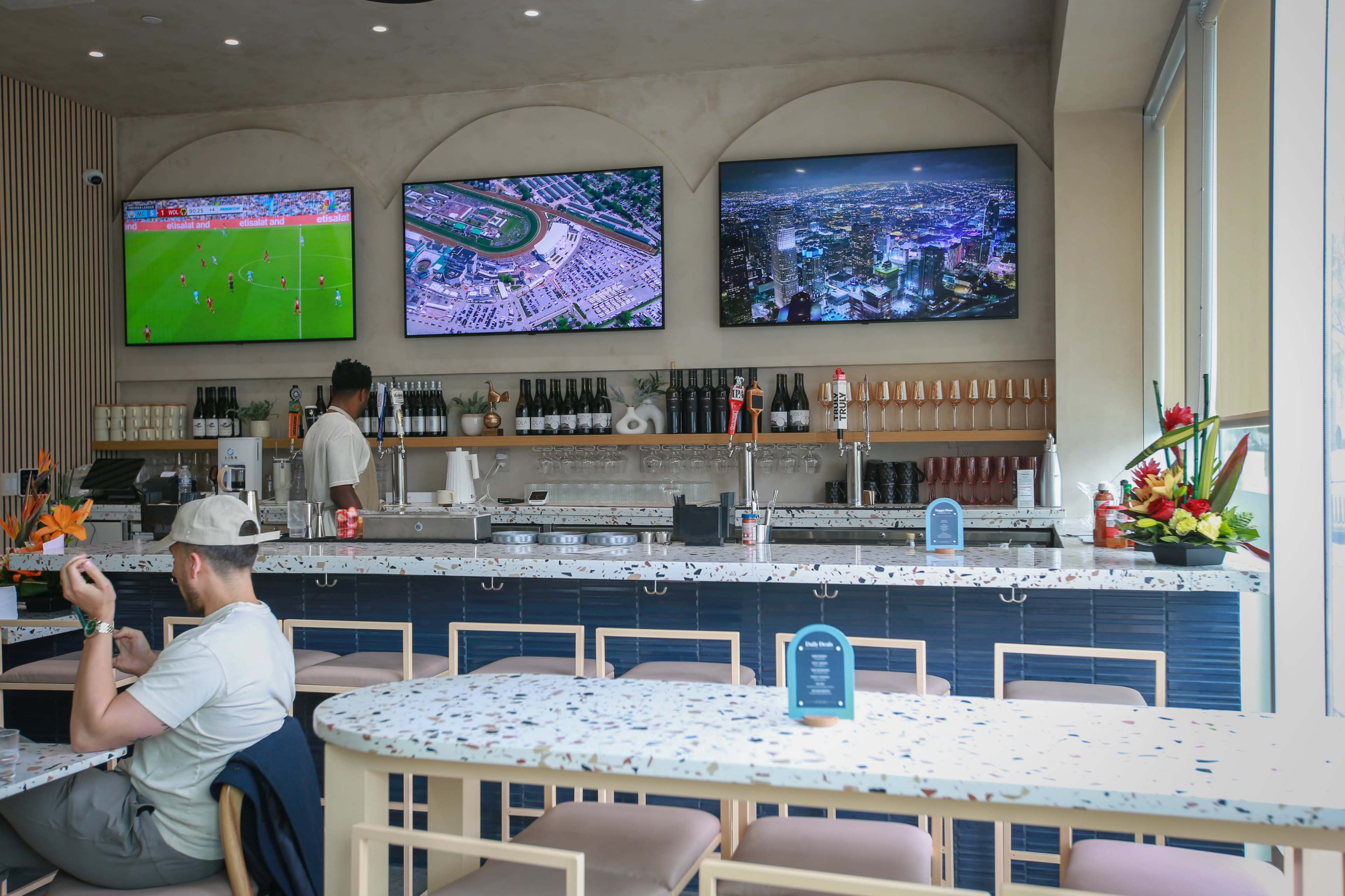 Upscale, Trendy Restaurant & Bar on the Westside (Culver City, Mar Vista) near Venice Beach Image in Culver - West, Los Angeles, CA