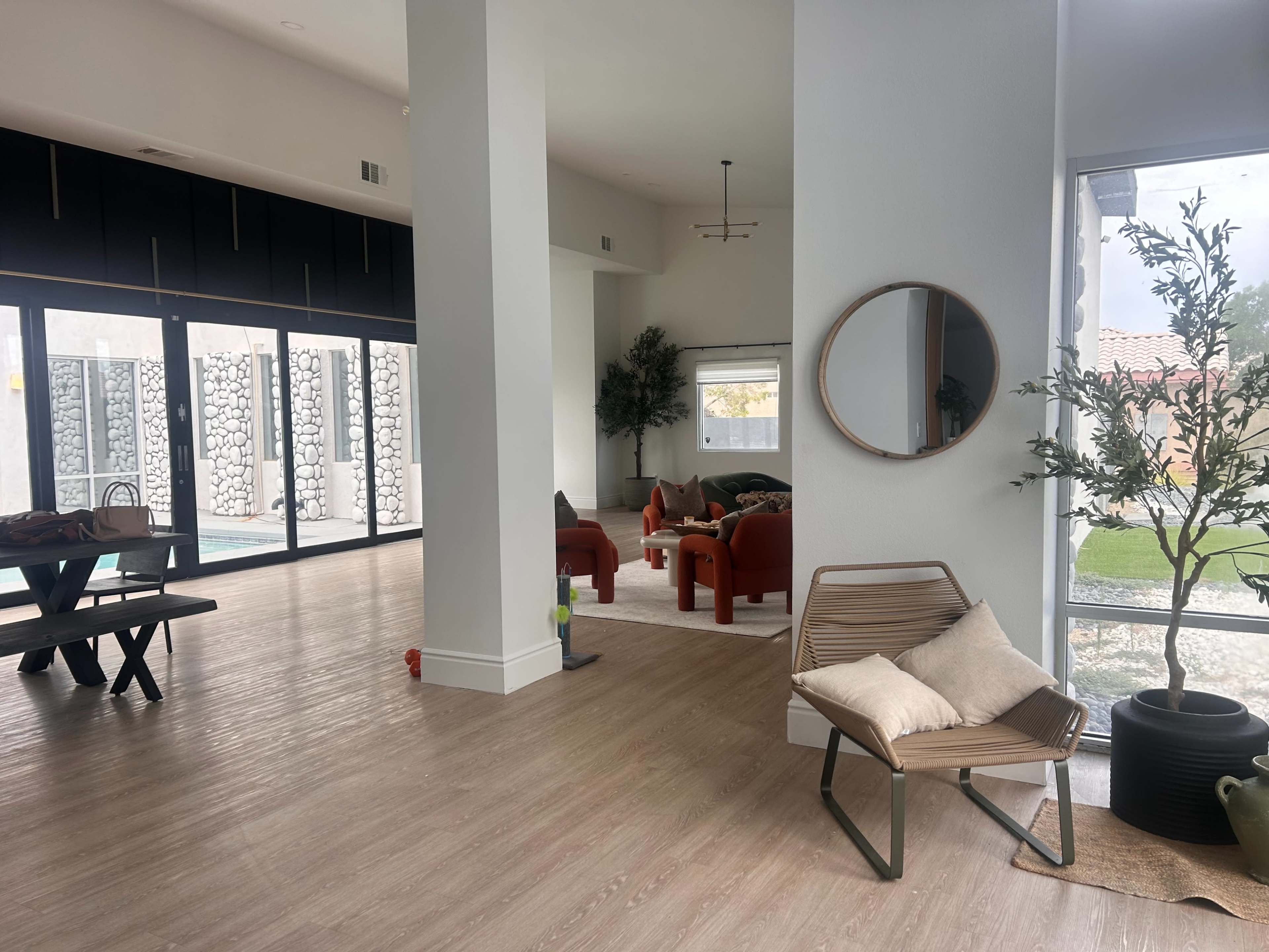 high ceiling modern massive home and outdoor space Image in Enterprise, las vegas, NV