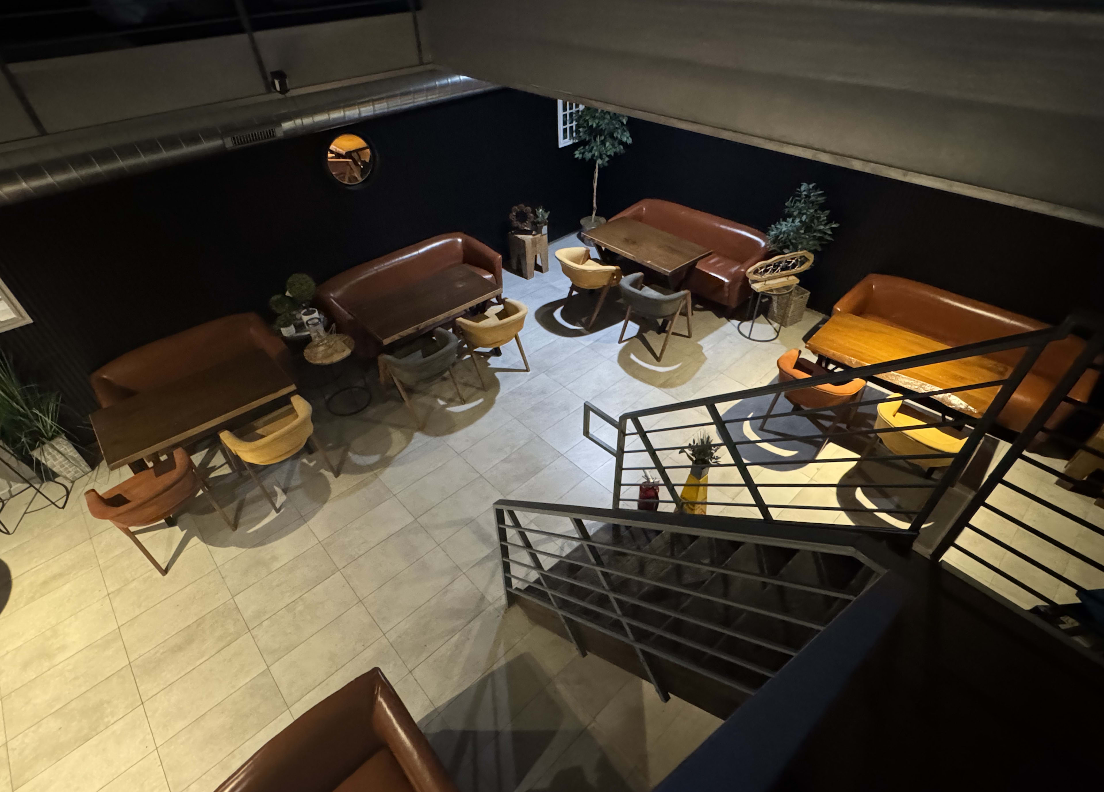 🛋️ | Modern Lounge | 👱🏻‍♀️ | Space with 60+ Capacity | 📶 Image in North Philadelphia, Philadelphia, PA