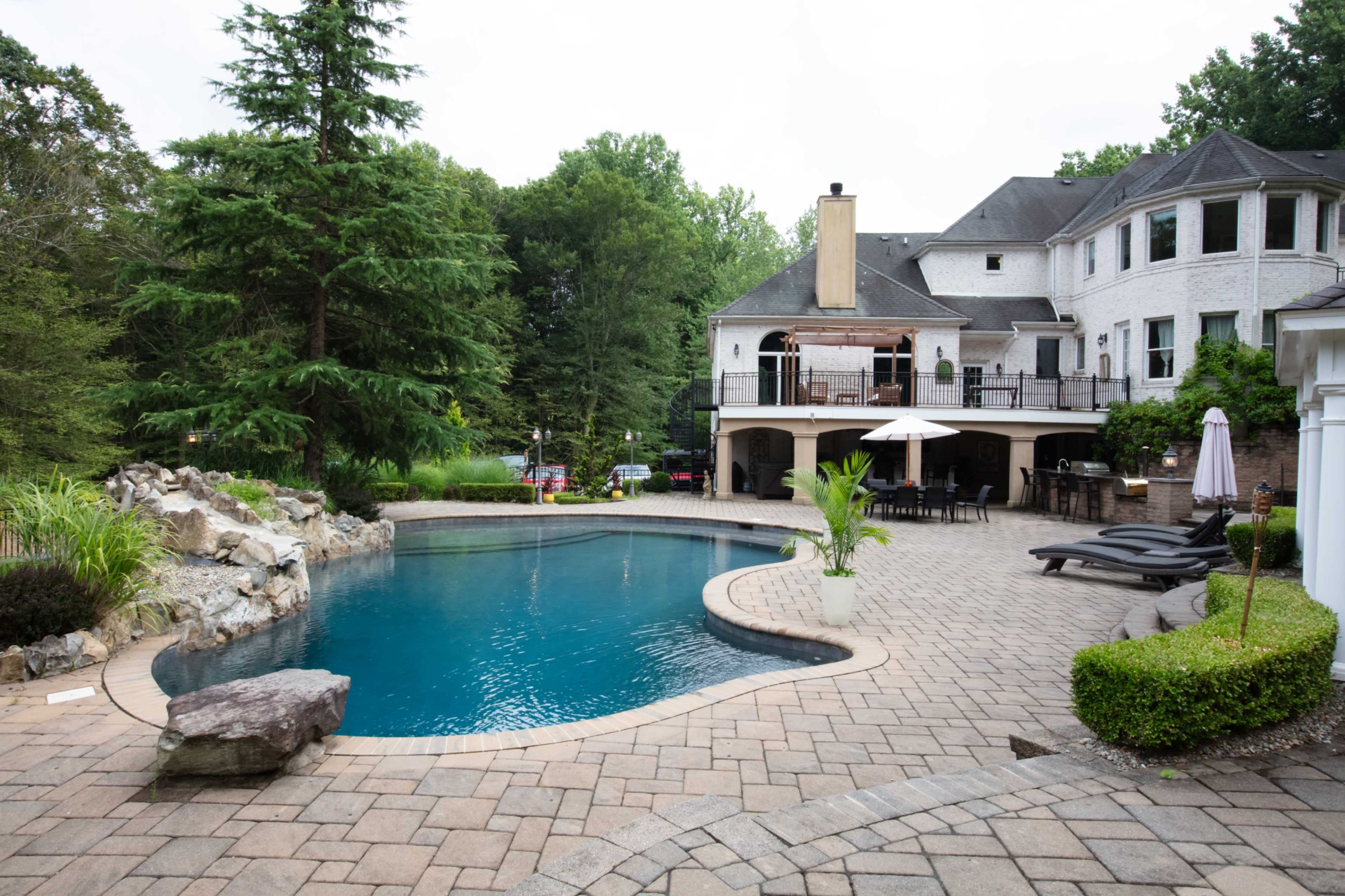 Suburban Studio Compound Image in Marlboro Township, Morganville, NJ