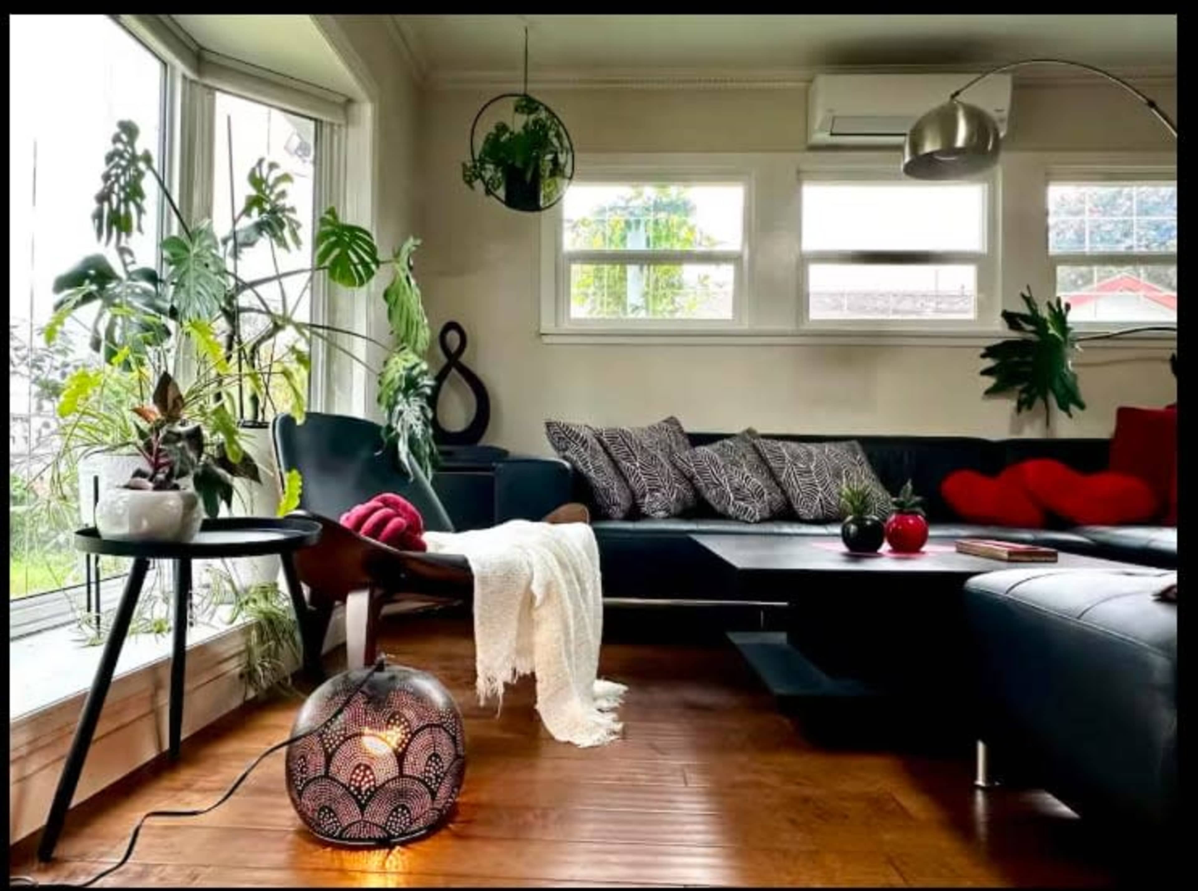 Charming Garden Oasis Home – Light-Filled Interior & Flexible Spaces Image in Midway City, Midway City, CA