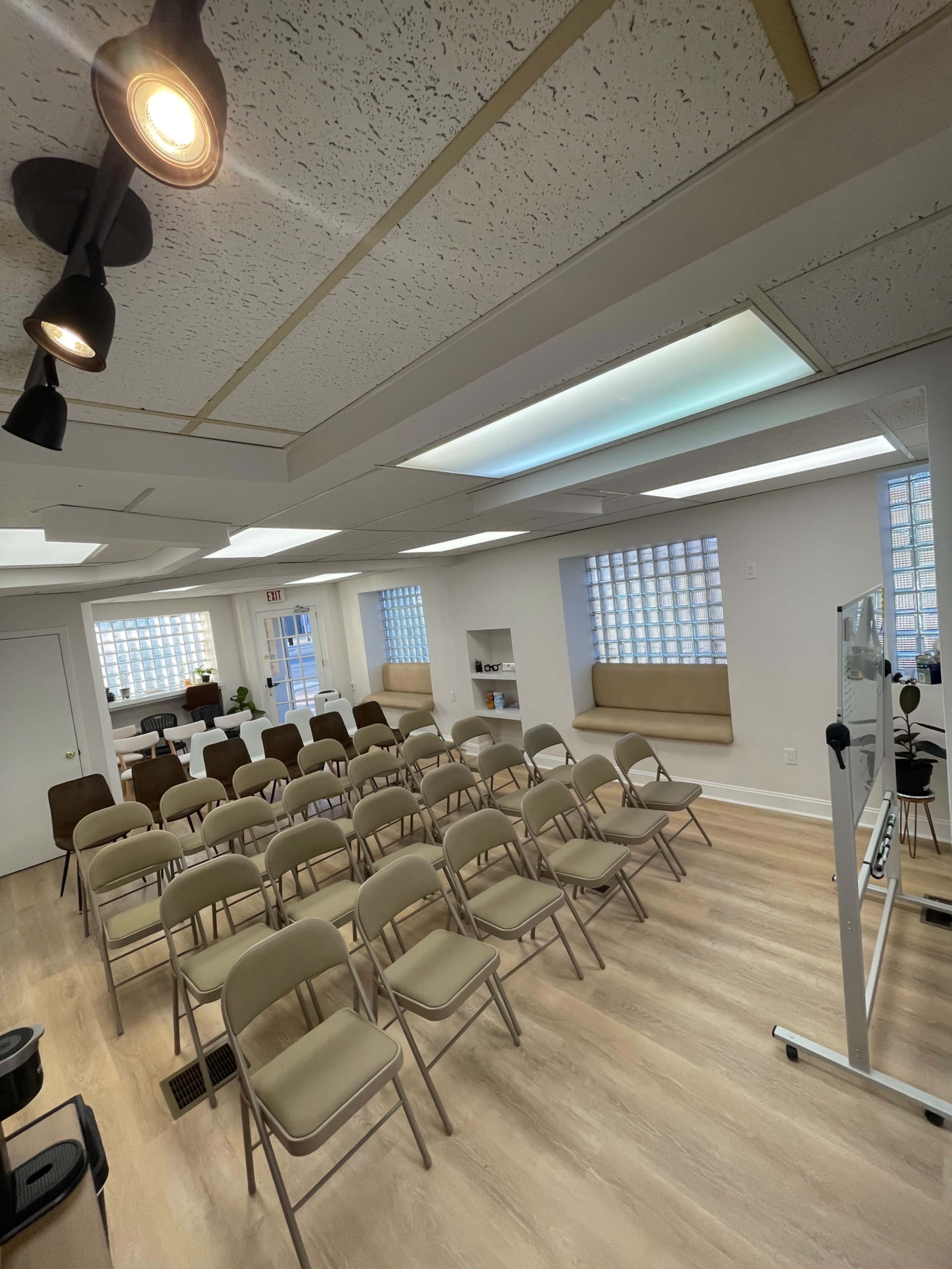 An Intimate Creative Space for Workshops & Trainings Image in Tacony, Philadelphia, PA