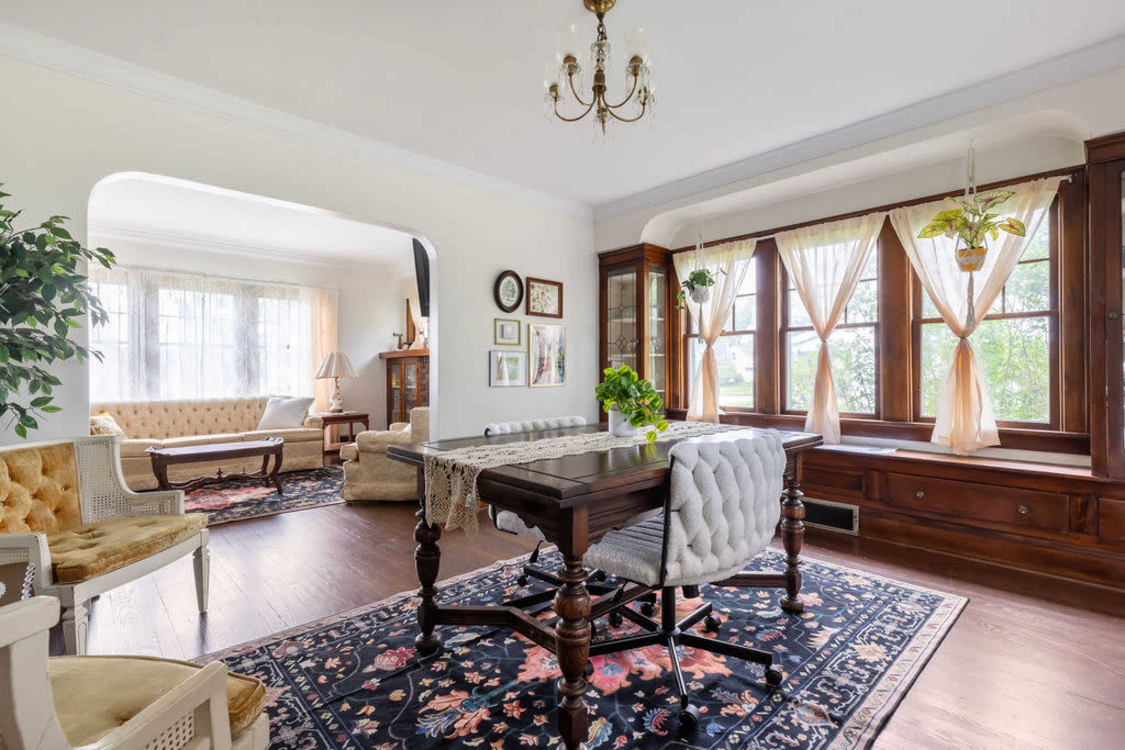 Granny's Time Capsule Image in Euclid, Euclid, OH