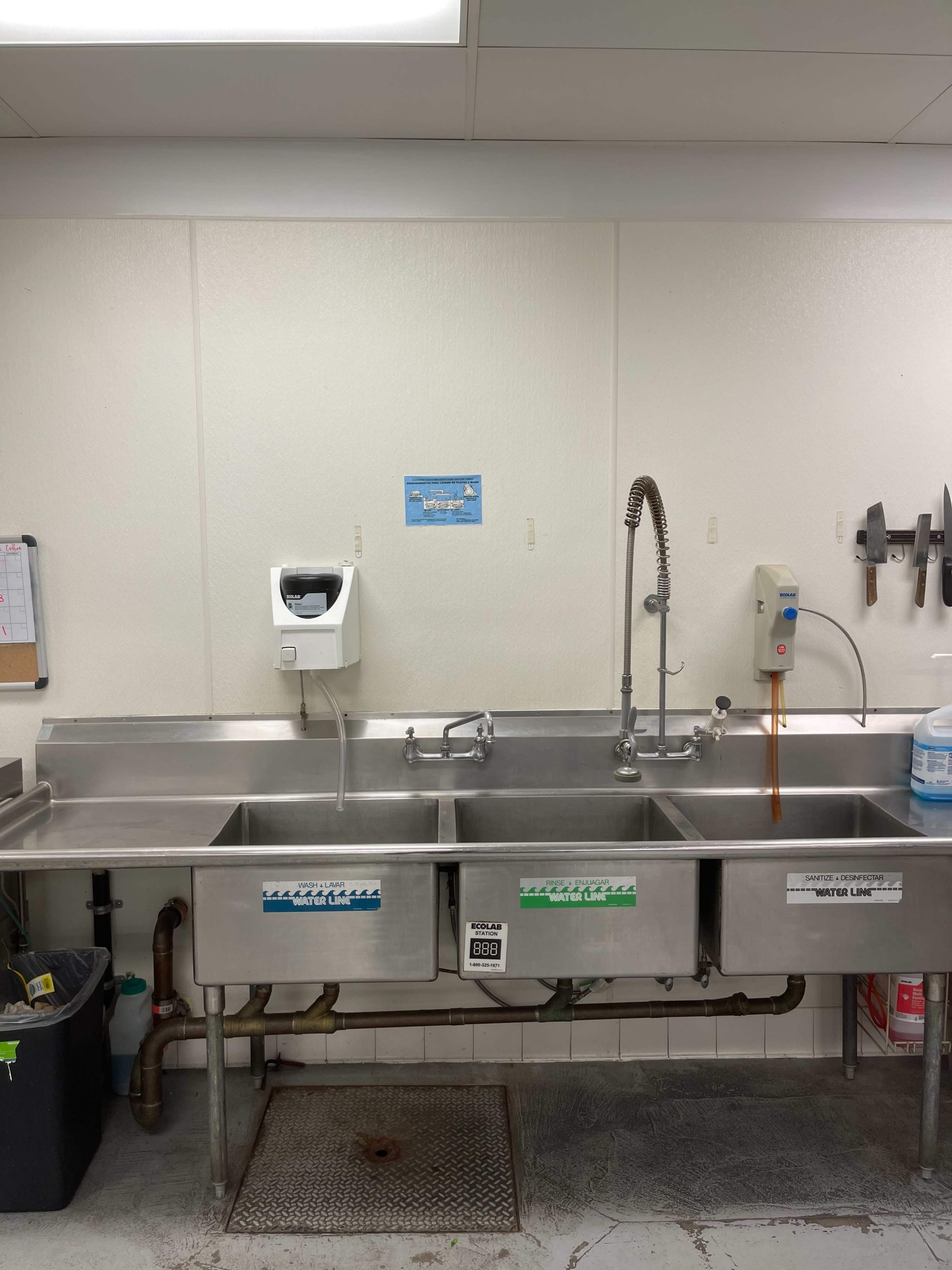 Kitchen Space for your next Event Image in Lindenville, South San Francisco, CA