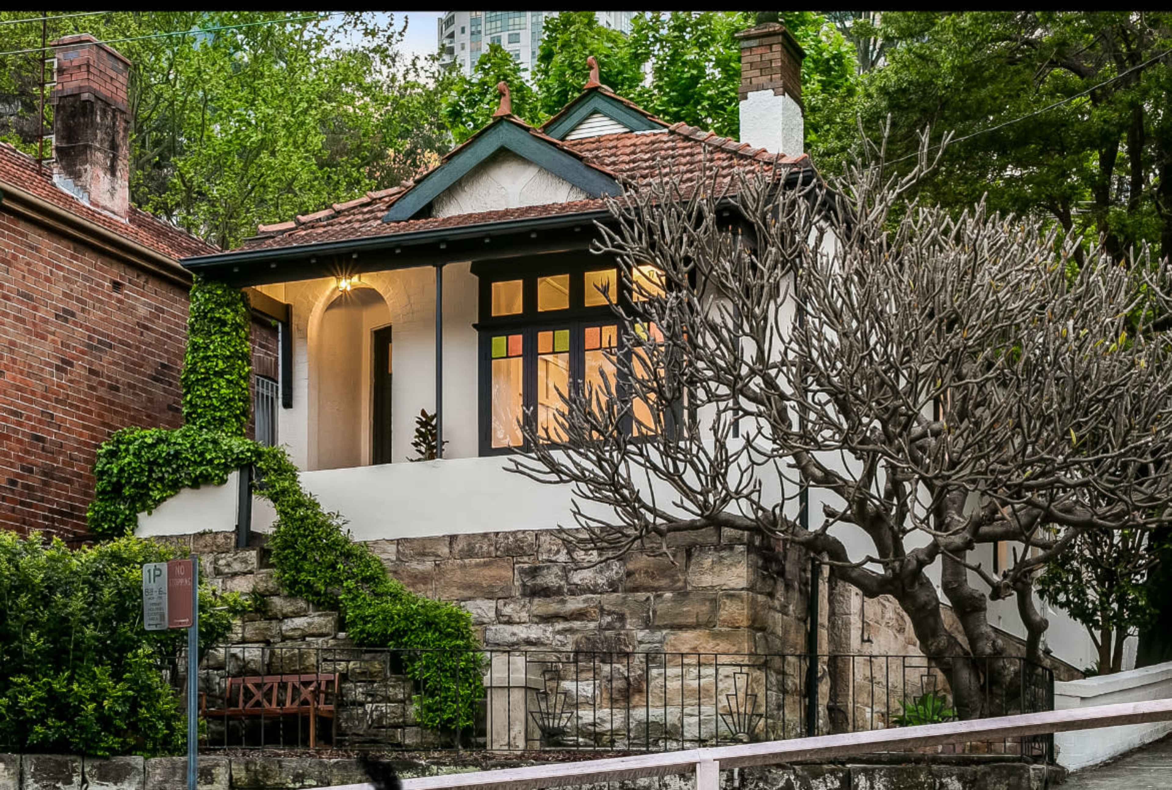 A 1920s Federation home close to Sydney CBD Image in Neutral Bay, Neutral Bay, NSW