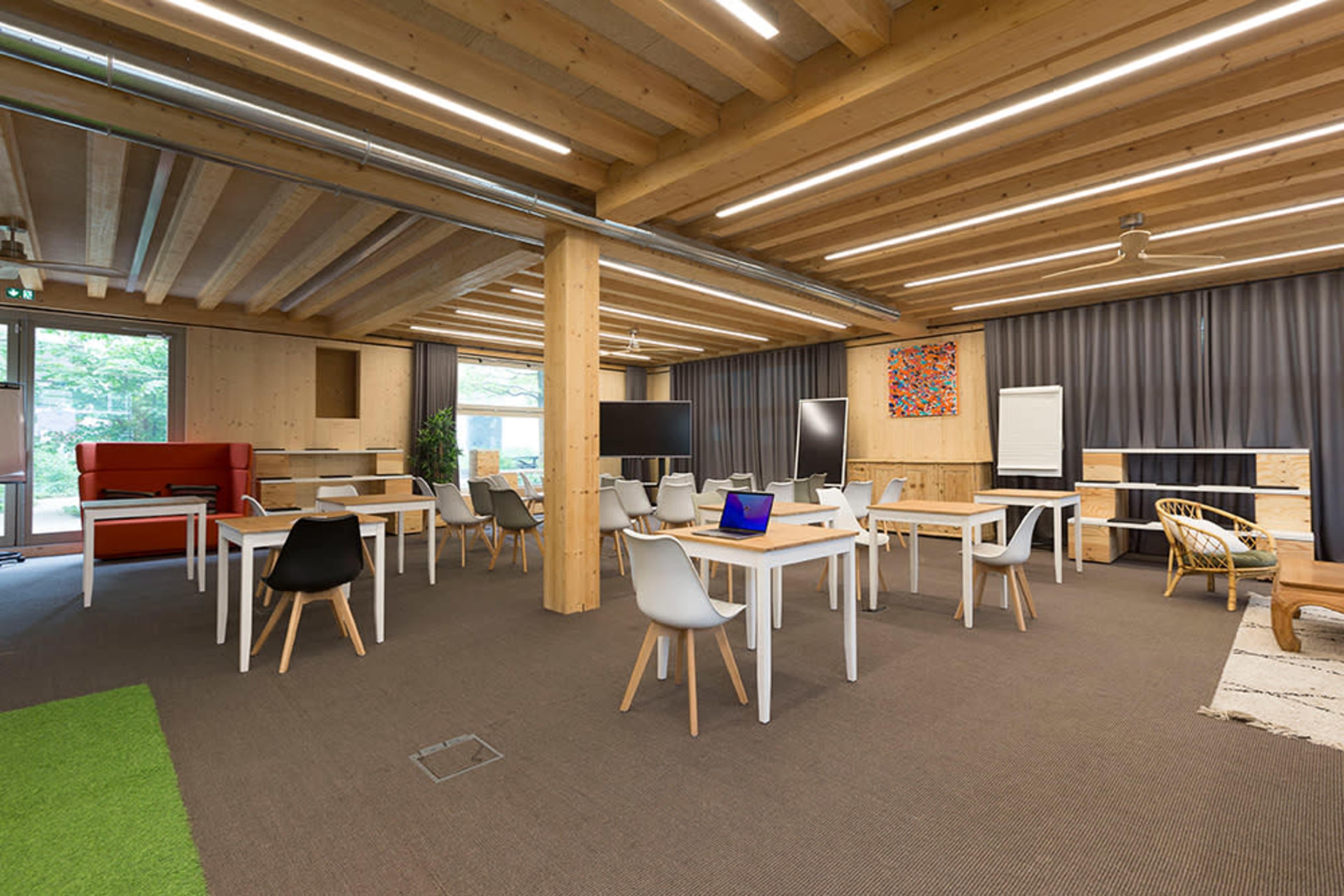 Salles de 150m² dans bâtiment éco-responsable au cœur de Confluence Image dans La Confluence, Lyon, 
