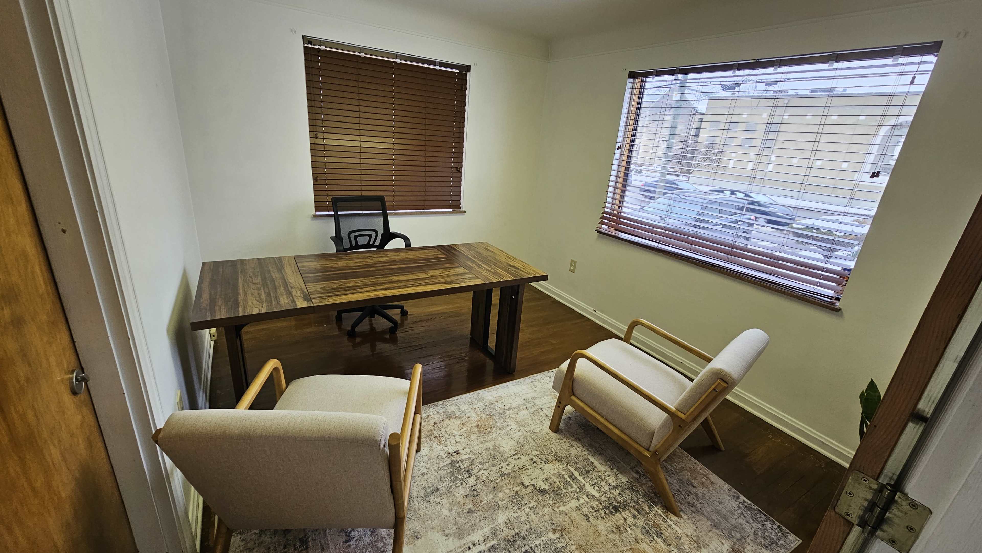 Private Office and Workspace Image in Westwood, Cincinnati, OH