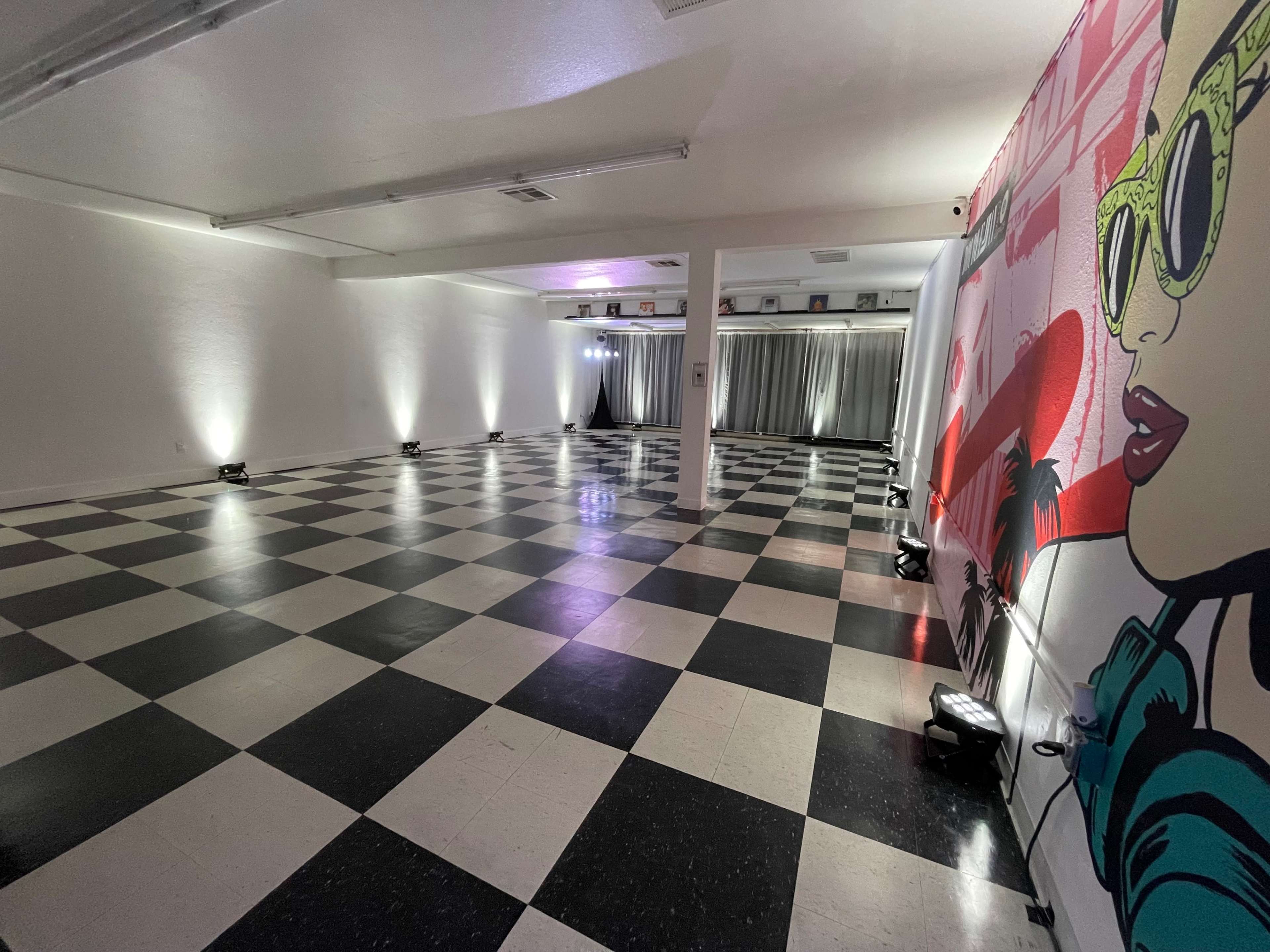 Clean Urban Event Studio with unique morals Image in Bellflower, Bellflower, CA