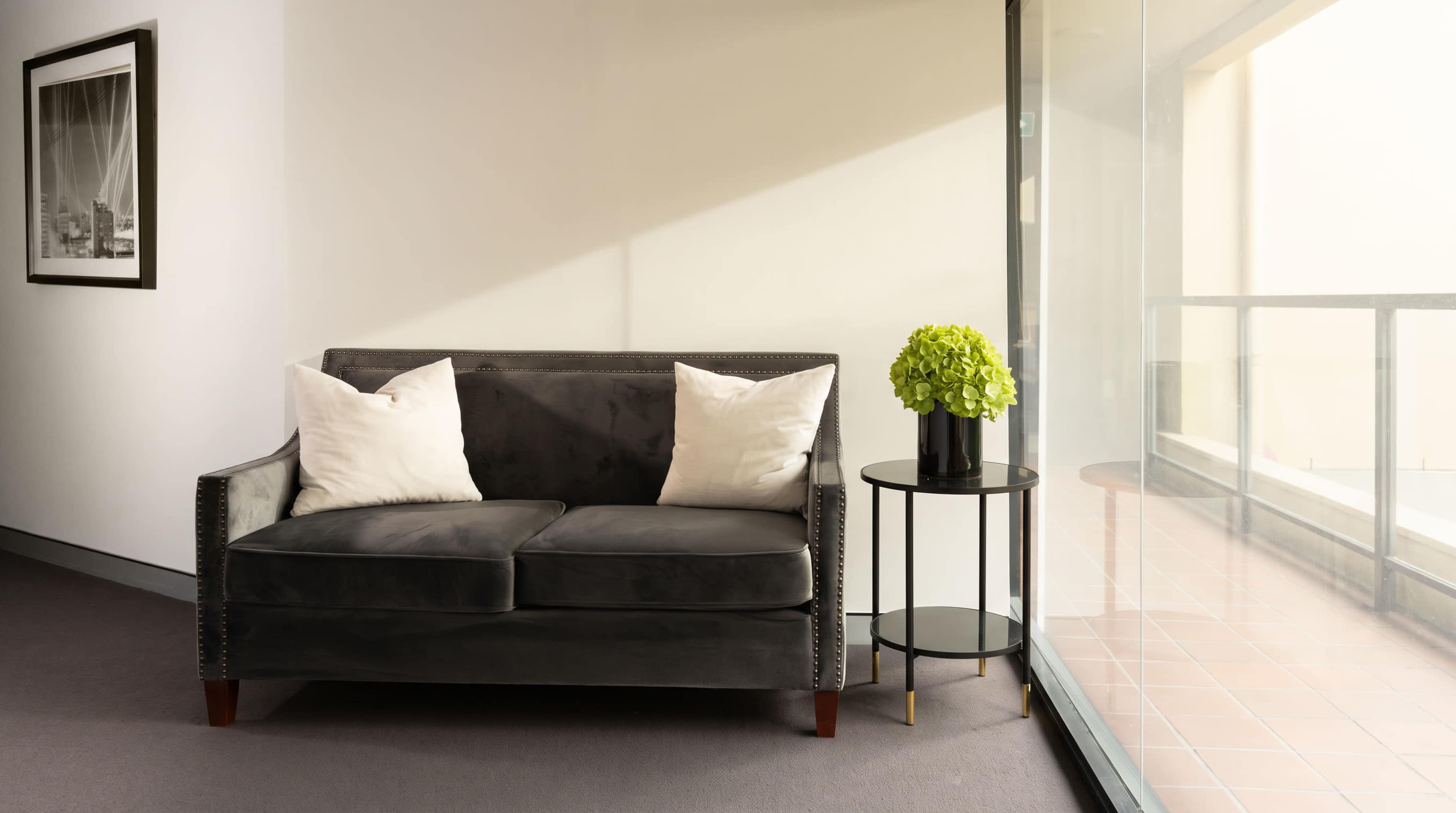 Polished Meeting Room in Double Bay for Up to 6 Image in Double Bay, Double Bay, NSW