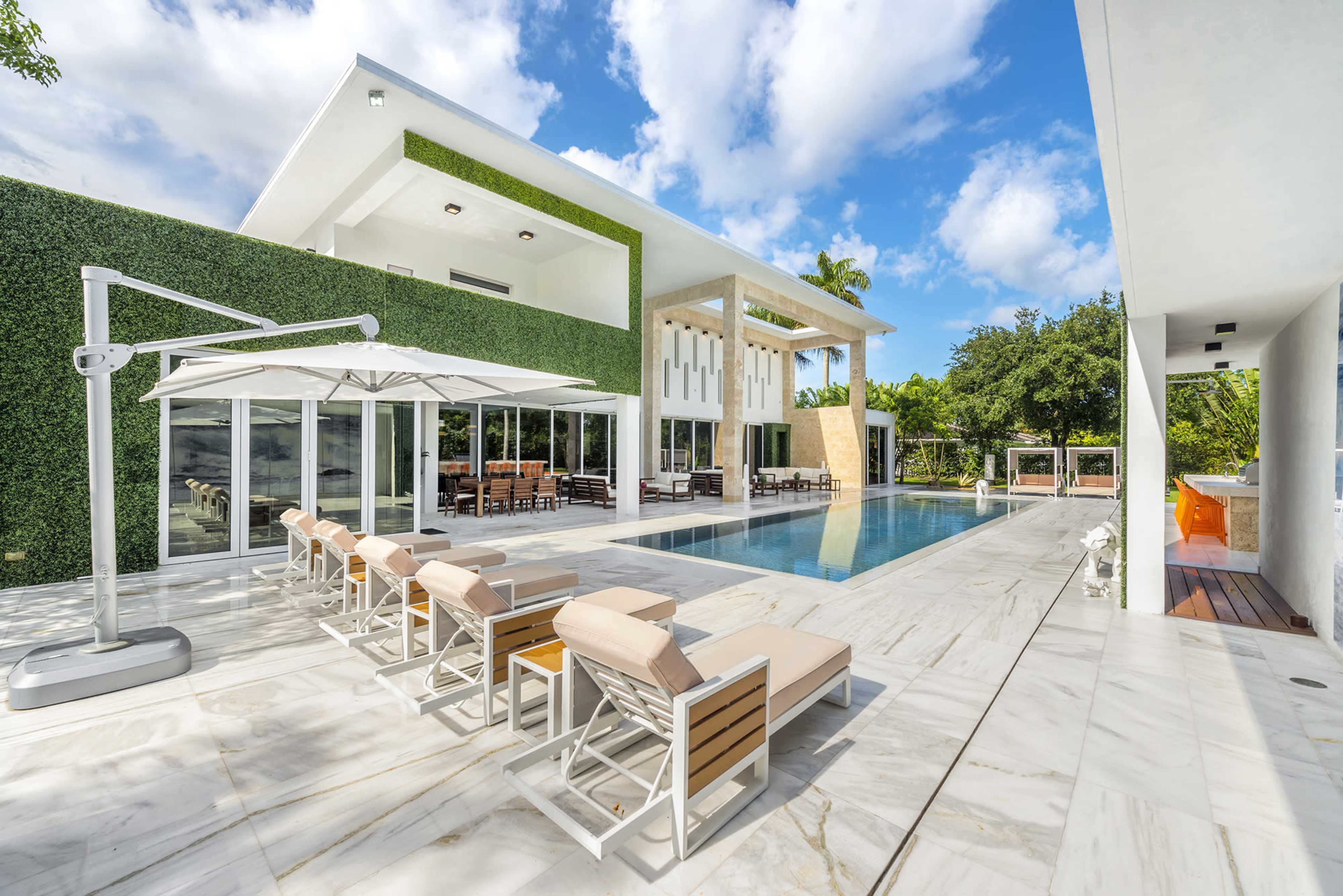 Verde Retreat Image in Pinecrest, Pinecrest, FL