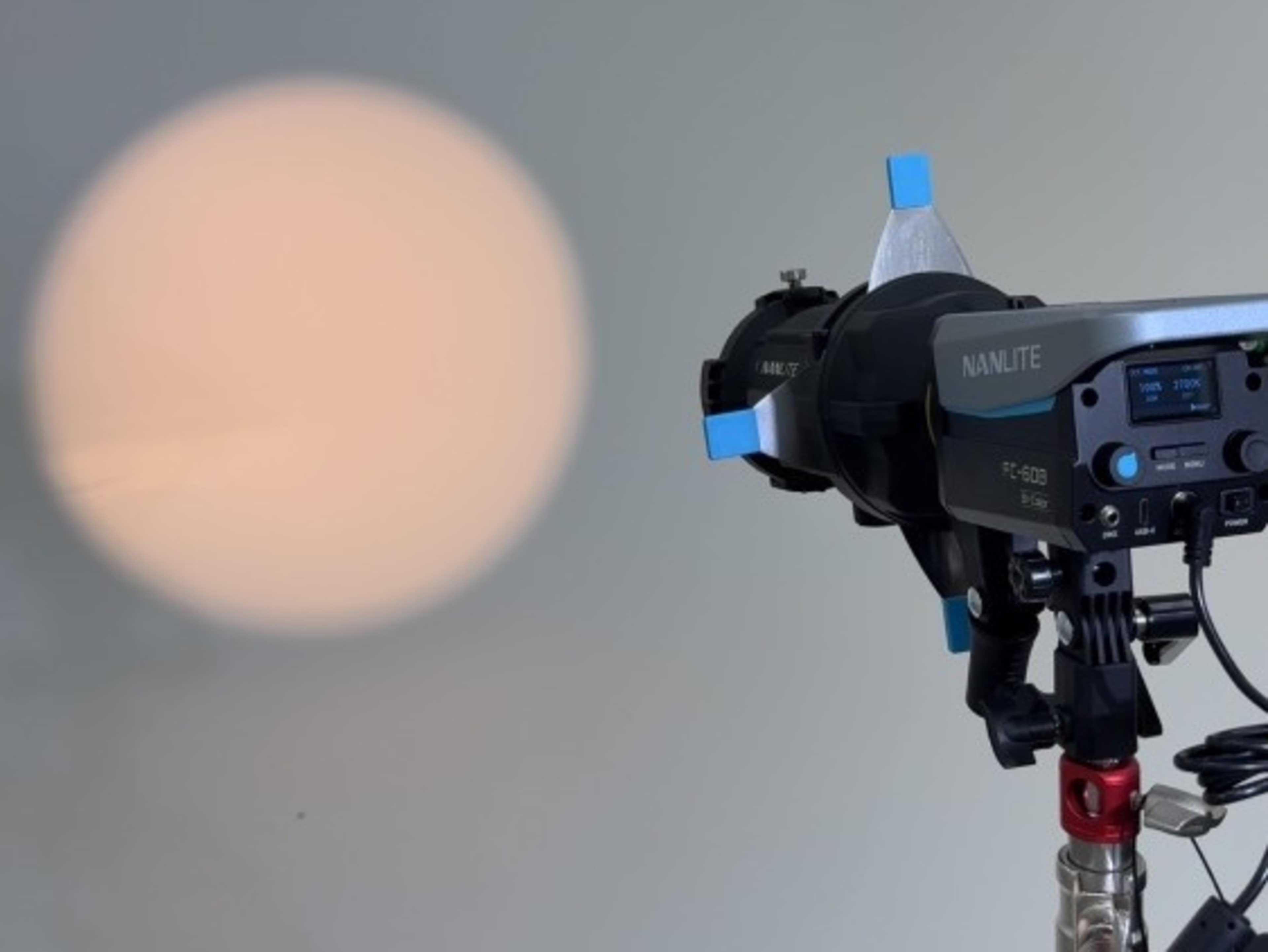 Nanlite Forza PJ-FMM Projection + NANLITE FC-60B L